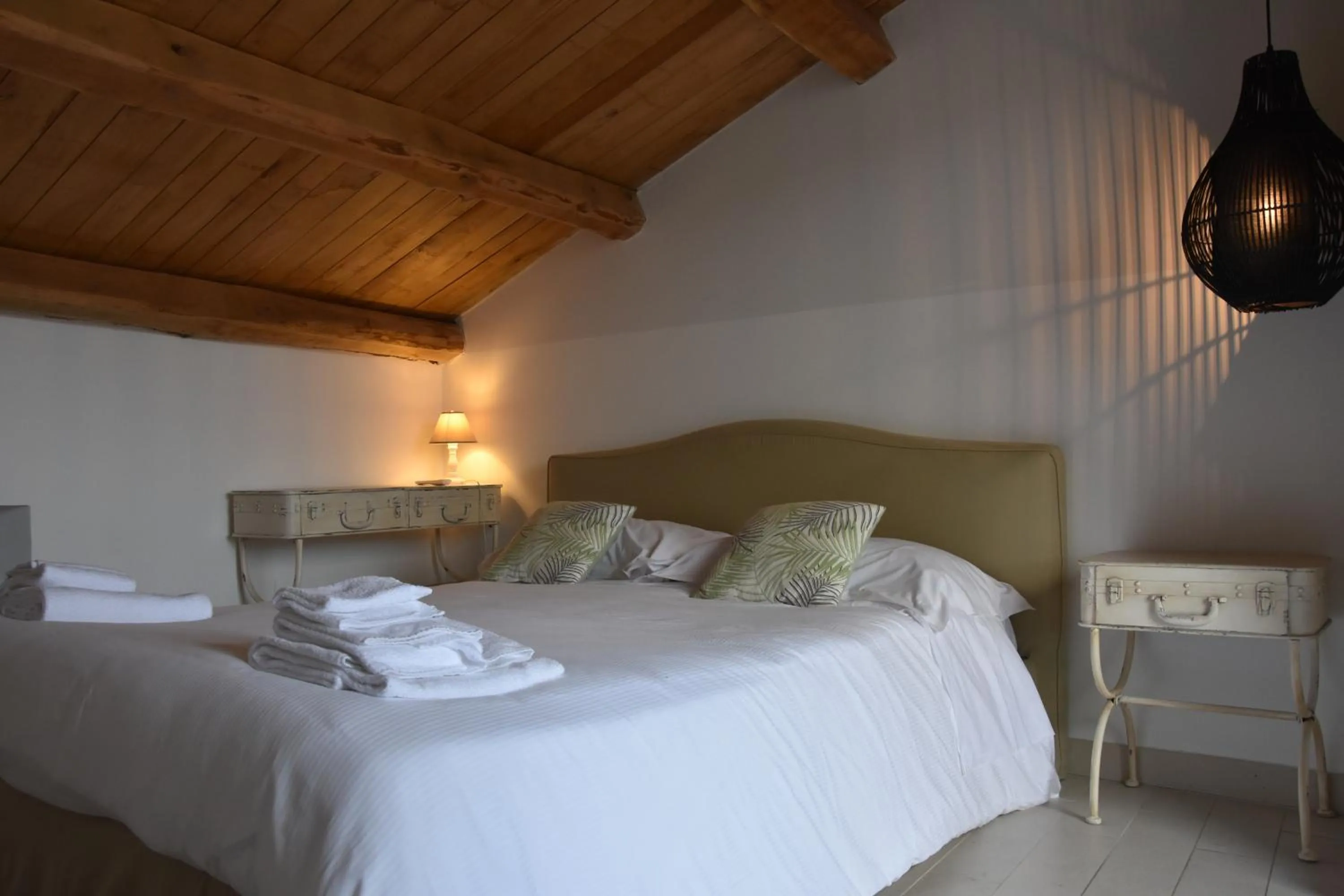 Photo of the whole room, Bed in La Casa nel Borgo Antico