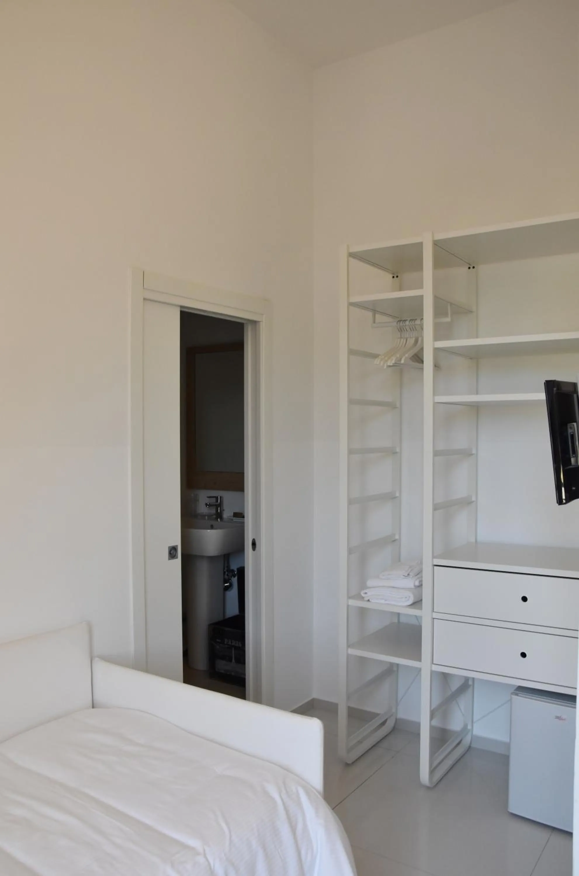 Photo of the whole room, Bed in La Casa nel Borgo Antico