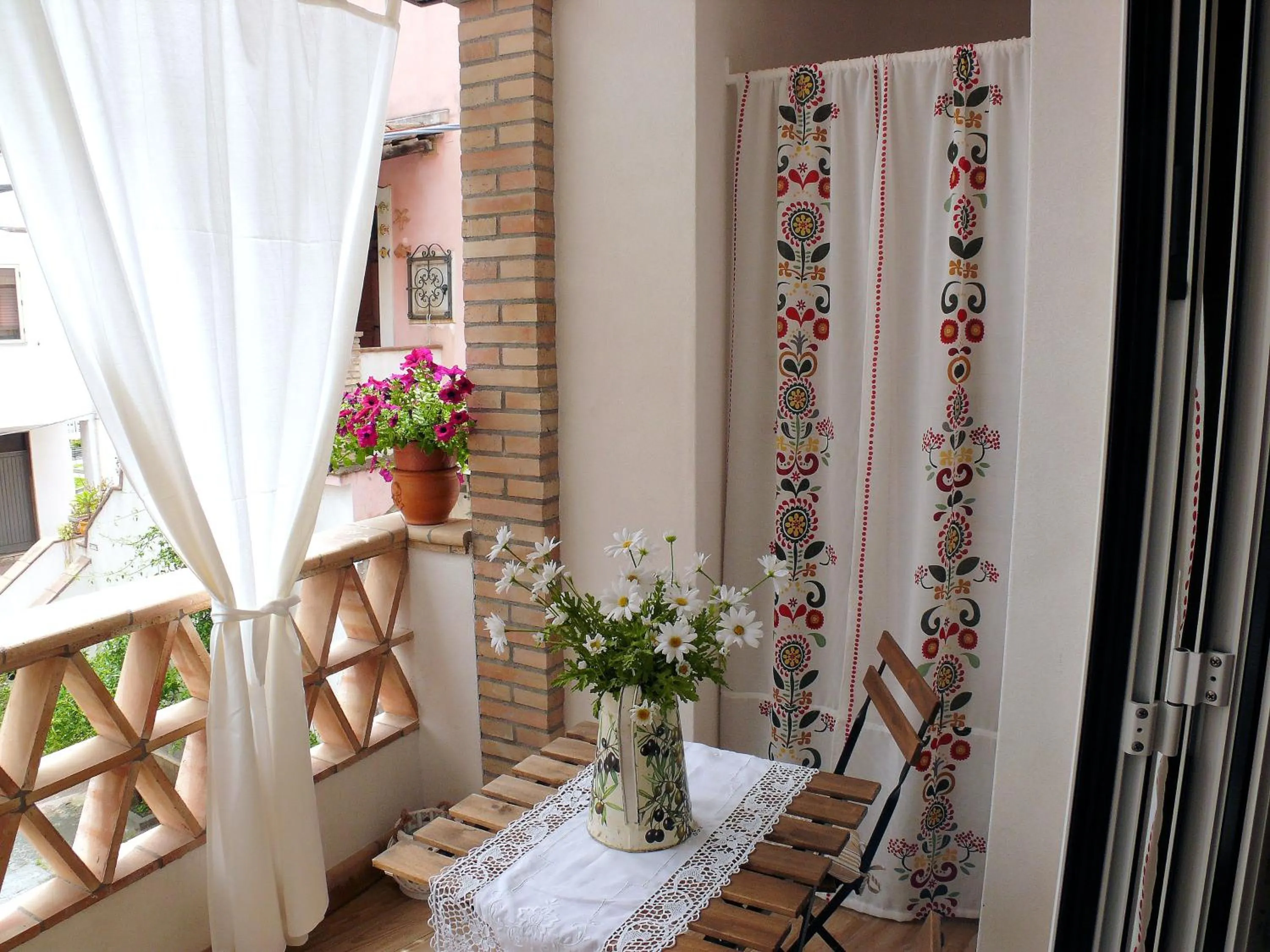 Balcony/Terrace in Invito al viaggio