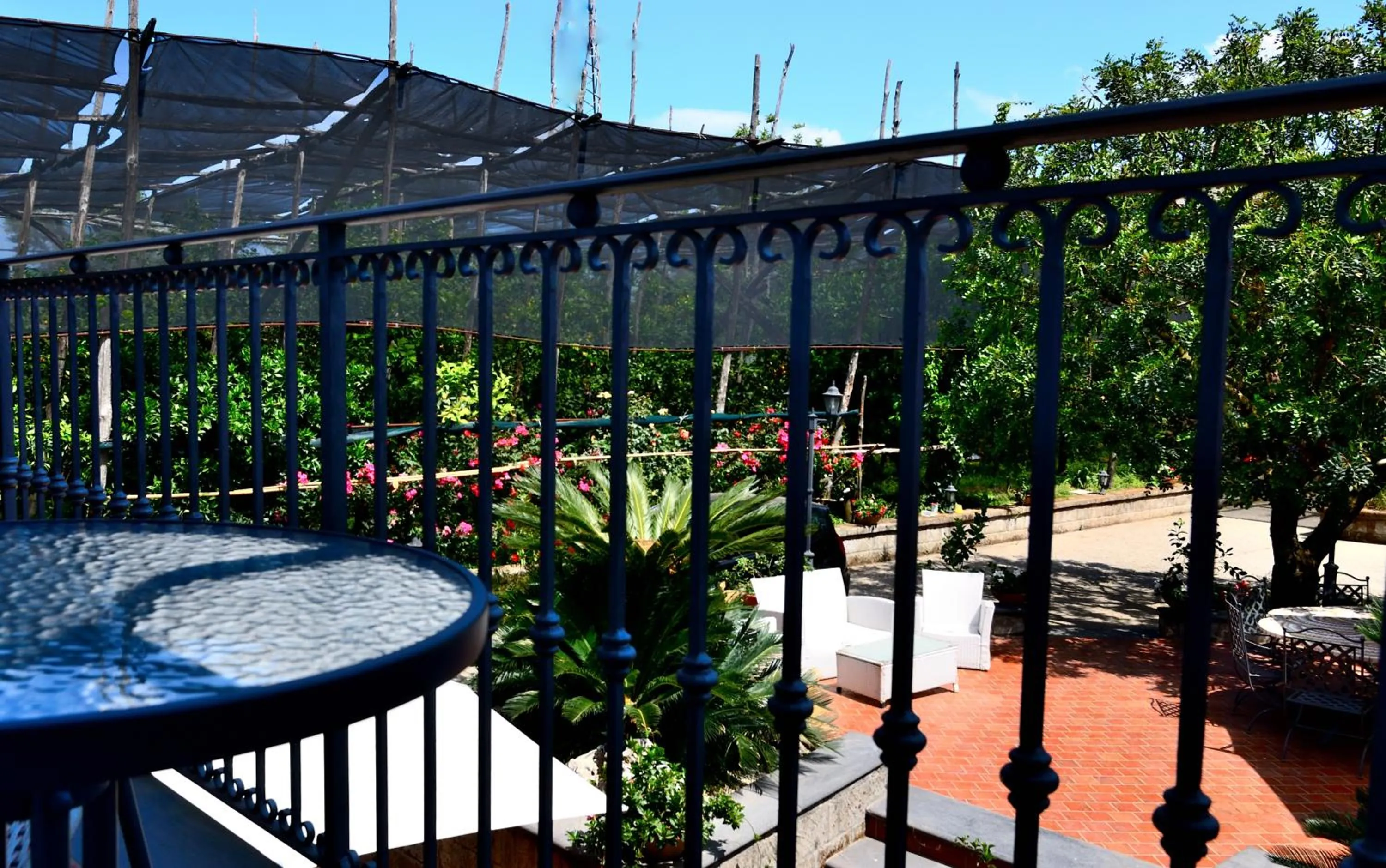 Property building in Sosò