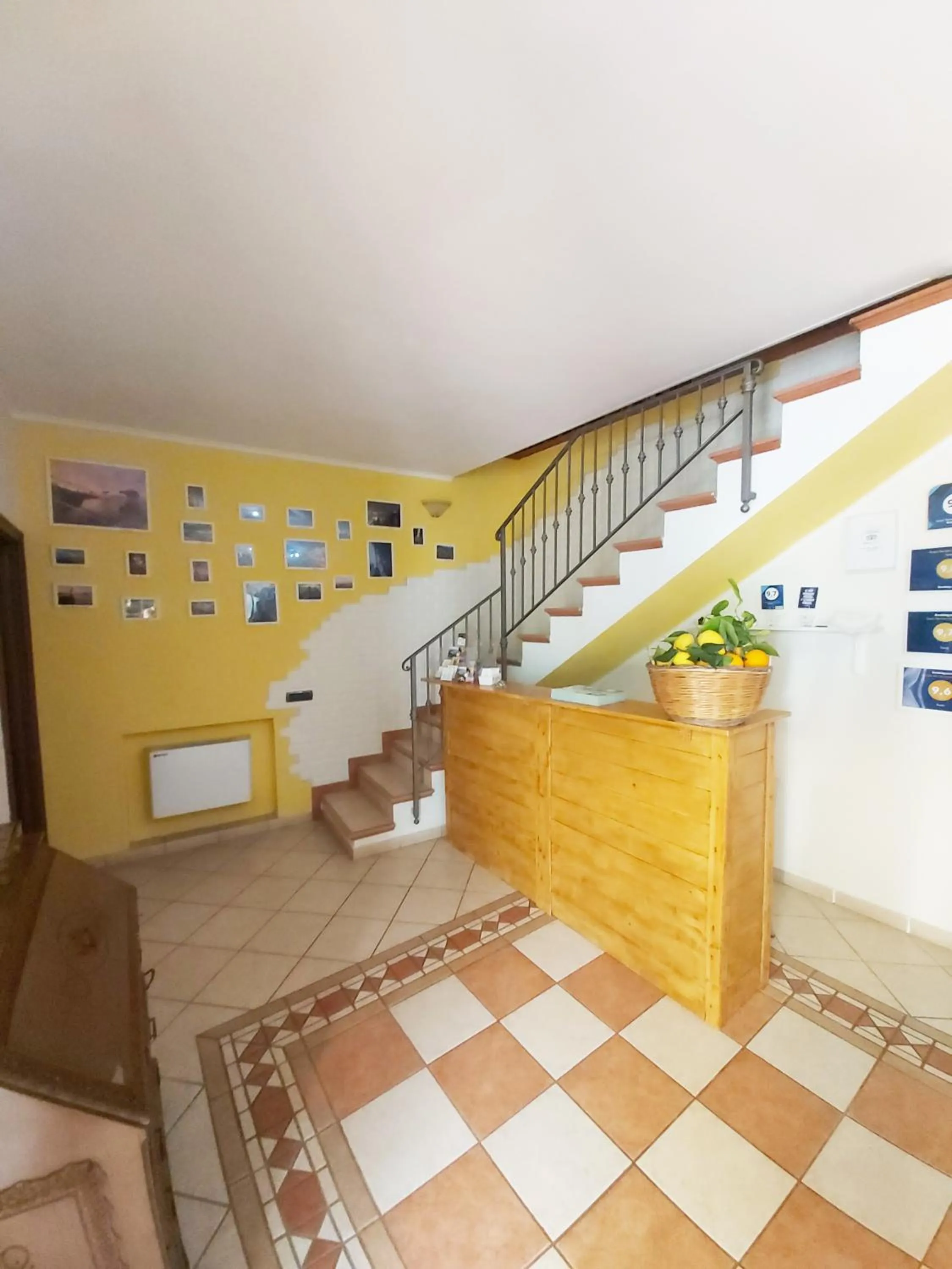 Lobby or reception in Sosò