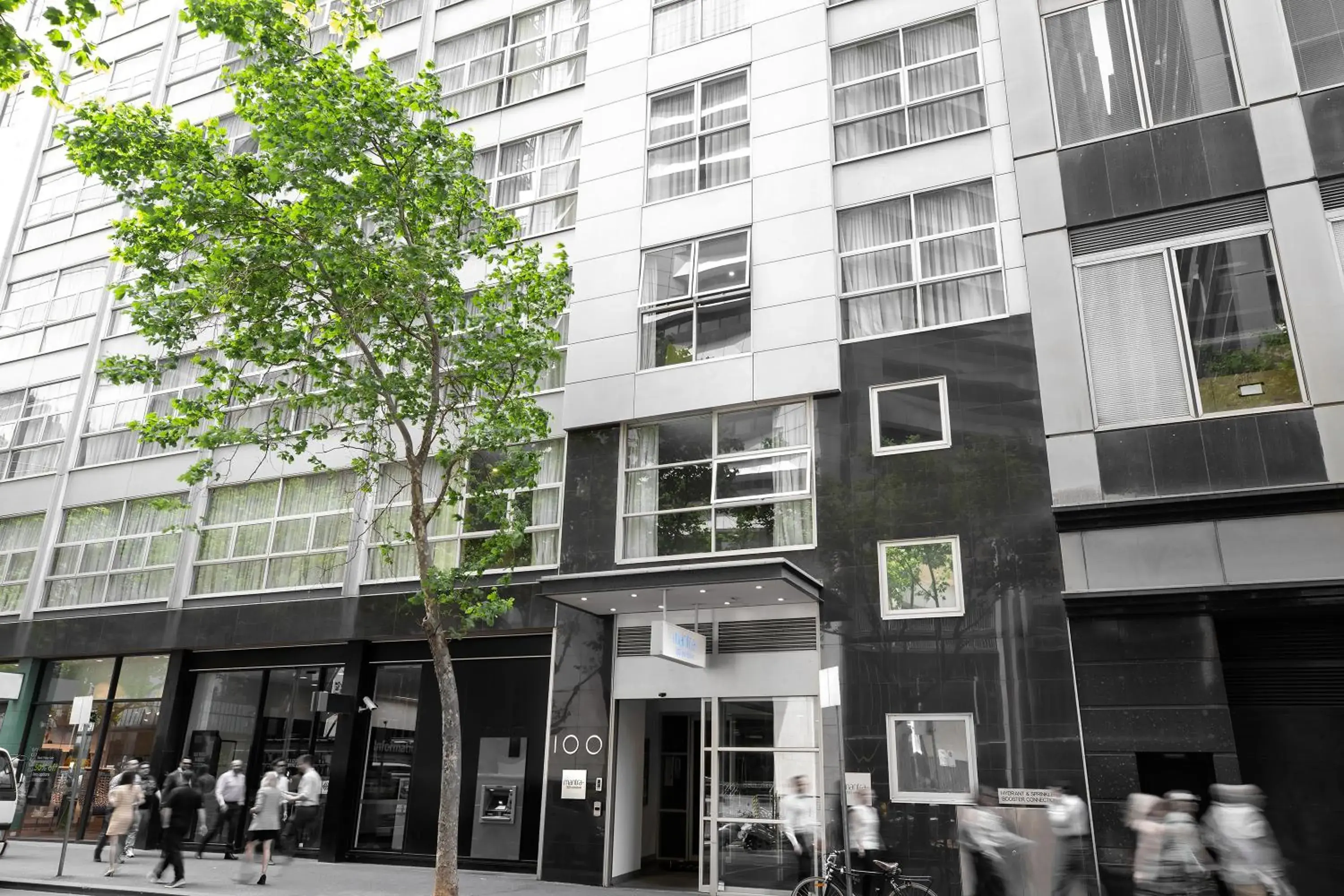 Property building in Mantra 100 Exhibition Property building in Mantra 100 Exhibition