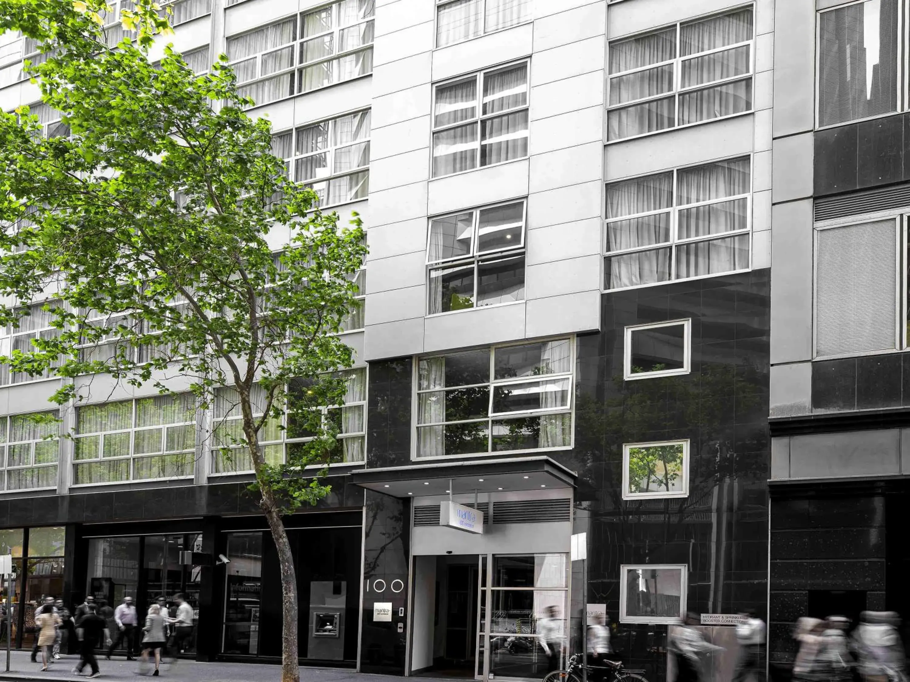 Property building in Mantra 100 Exhibition Property building in Mantra 100 Exhibition