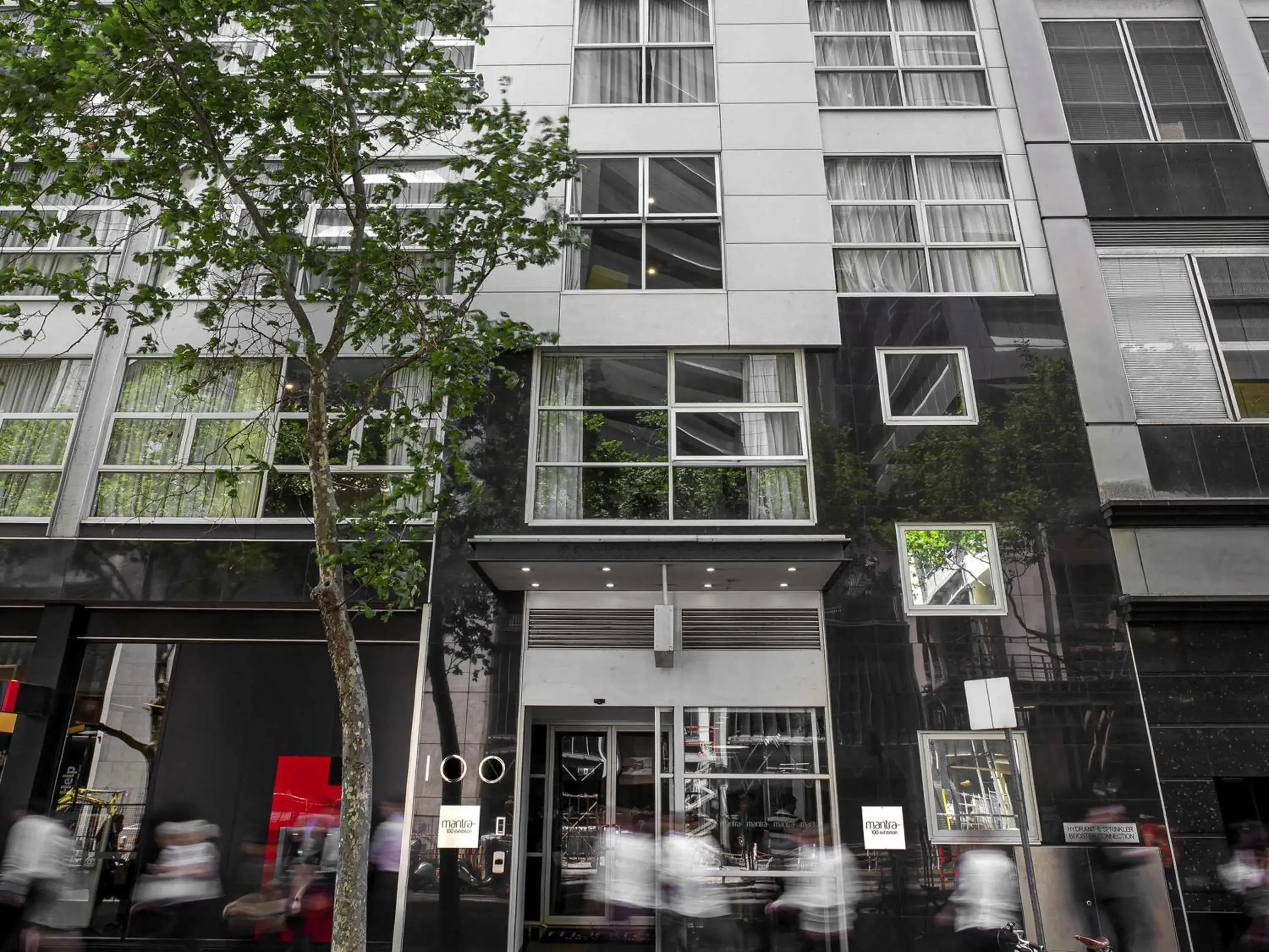 Property building in Mantra 100 Exhibition Property building in Mantra 100 Exhibition