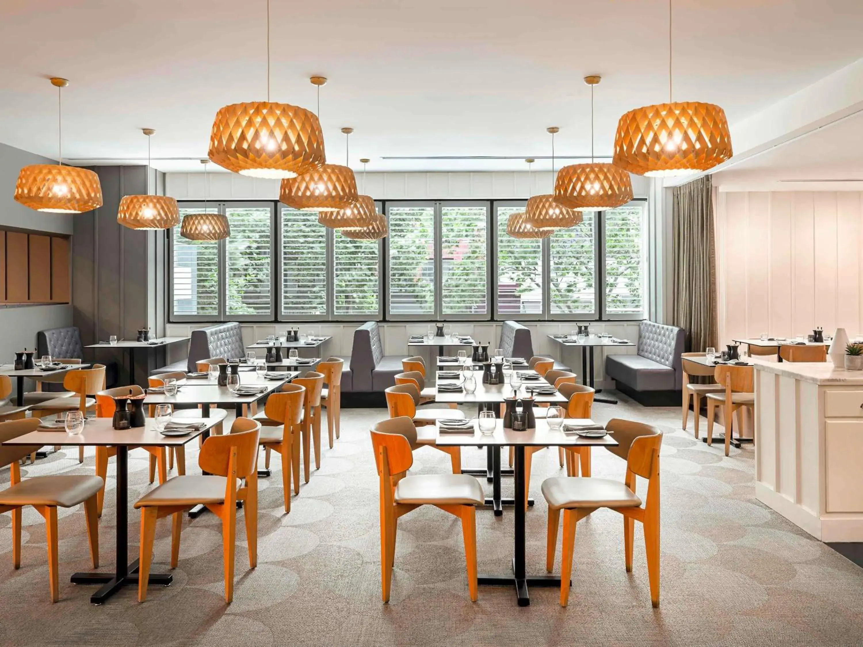 Property building in Mantra on Russell Property building in Mantra on Russell