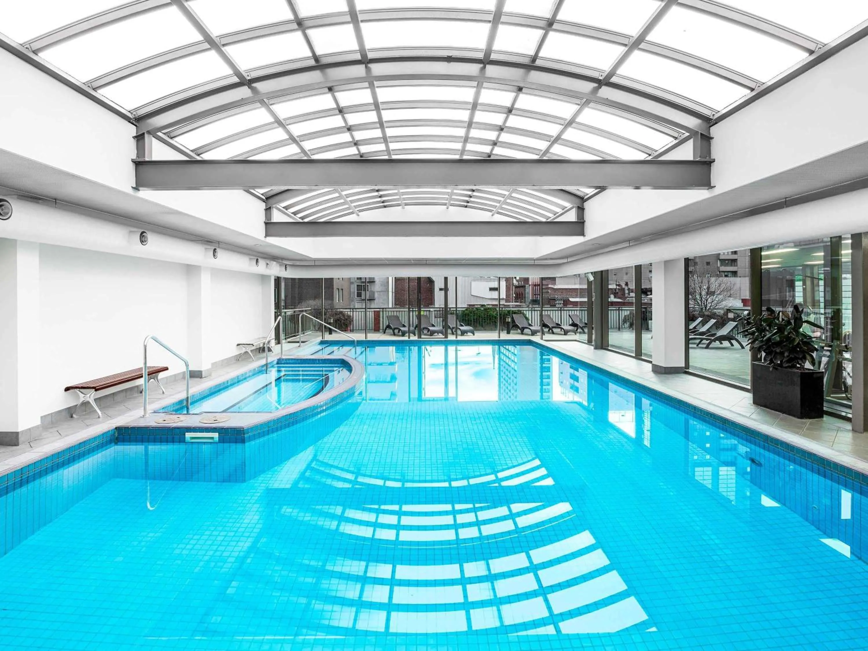 Property building in Mantra on Russell