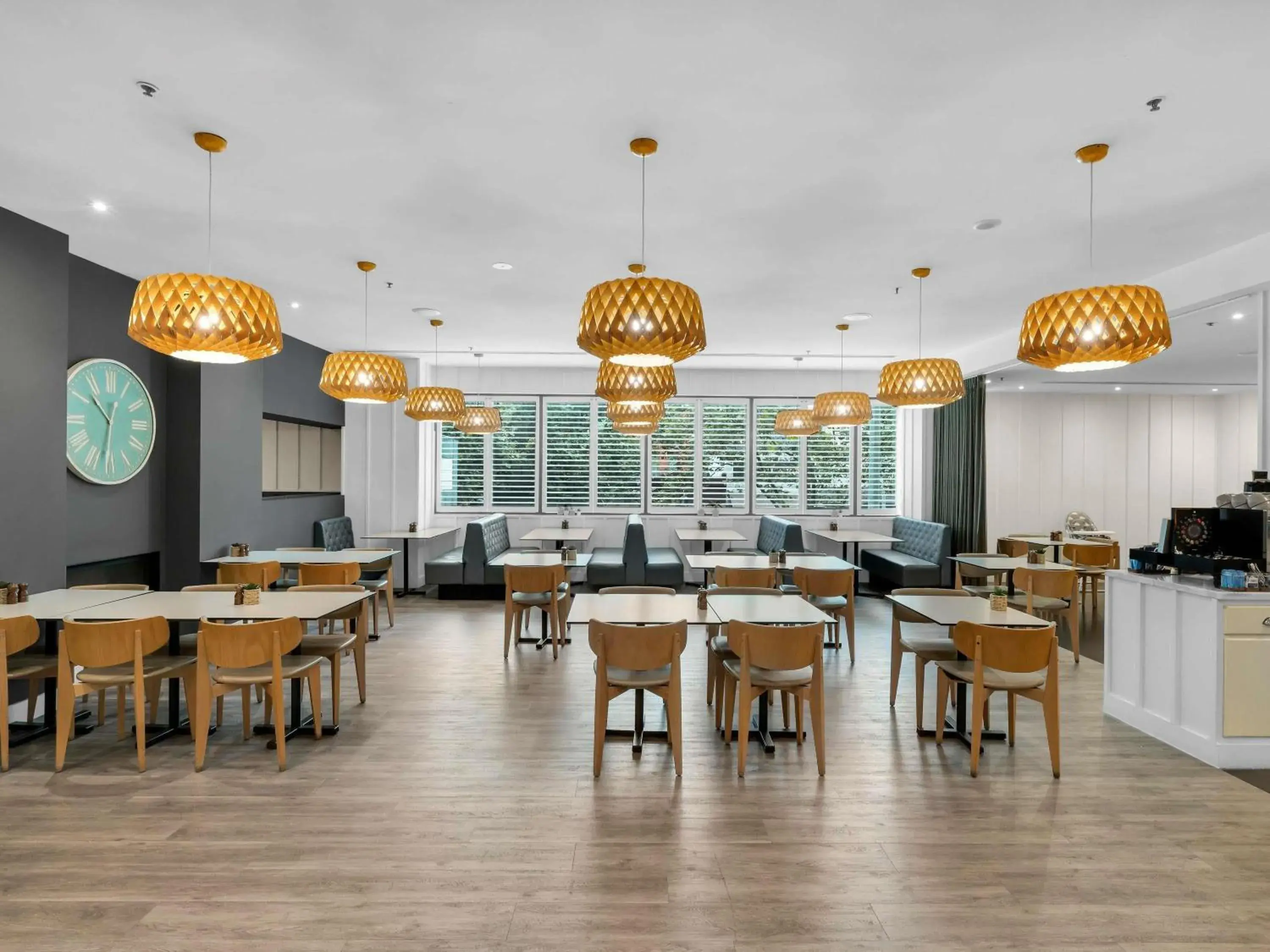 Restaurant/places to eat in Mantra on Russell Restaurant/places to eat in Mantra on Russell