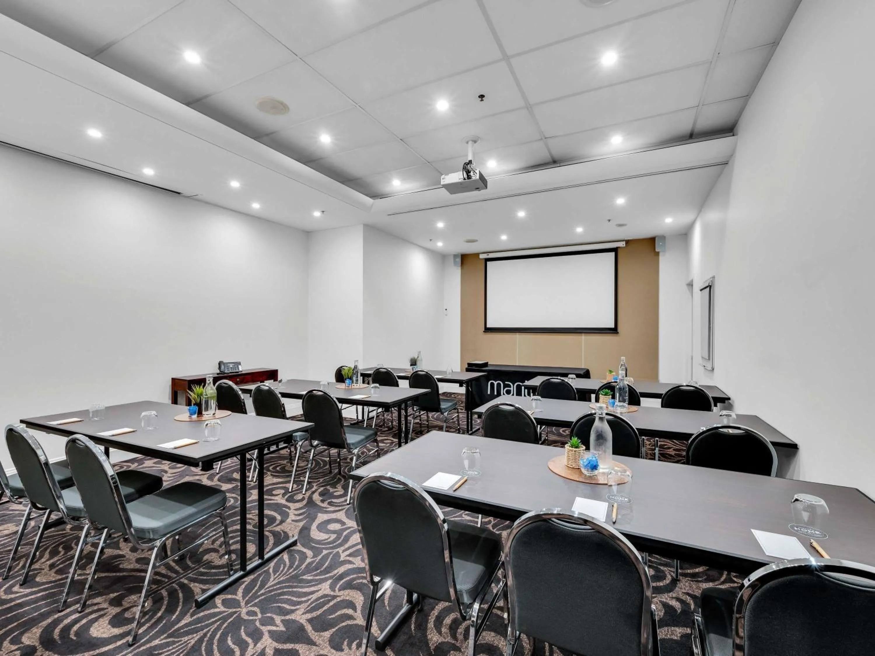 Meeting/conference room in Mantra on Russell