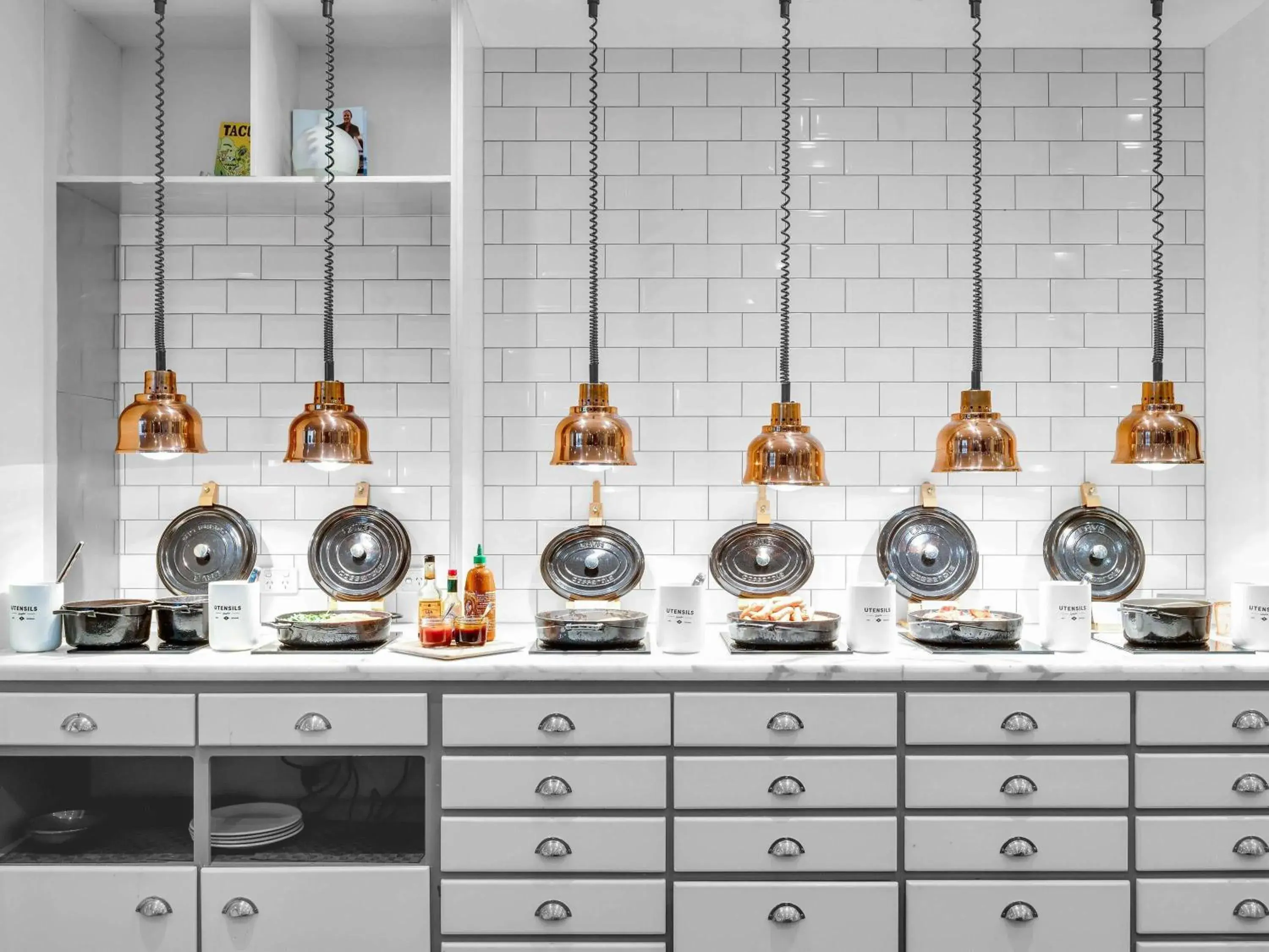 Restaurant/places to eat in Mantra on Russell Restaurant/places to eat in Mantra on Russell