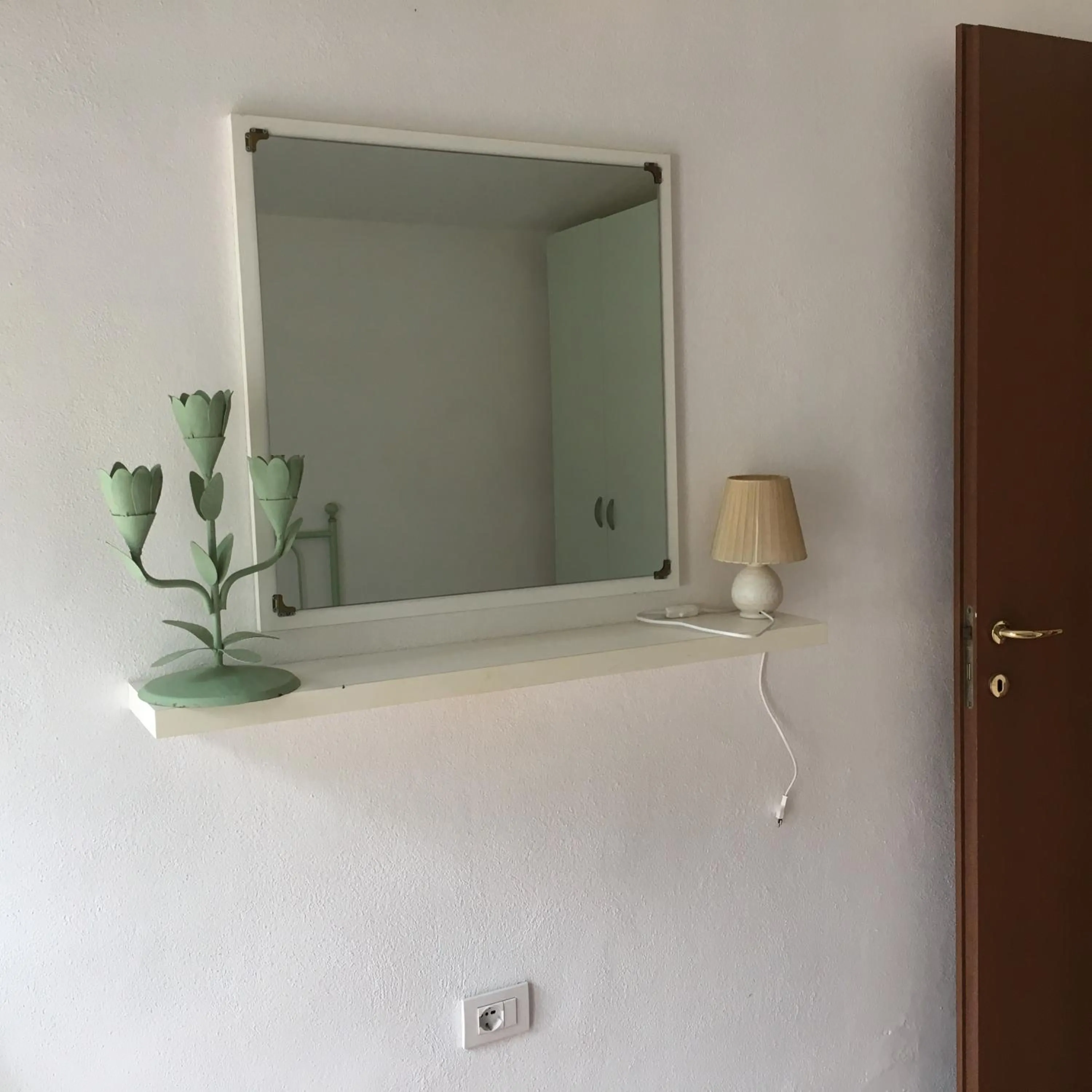 Bedroom in Mandel Residence by Mandel Club