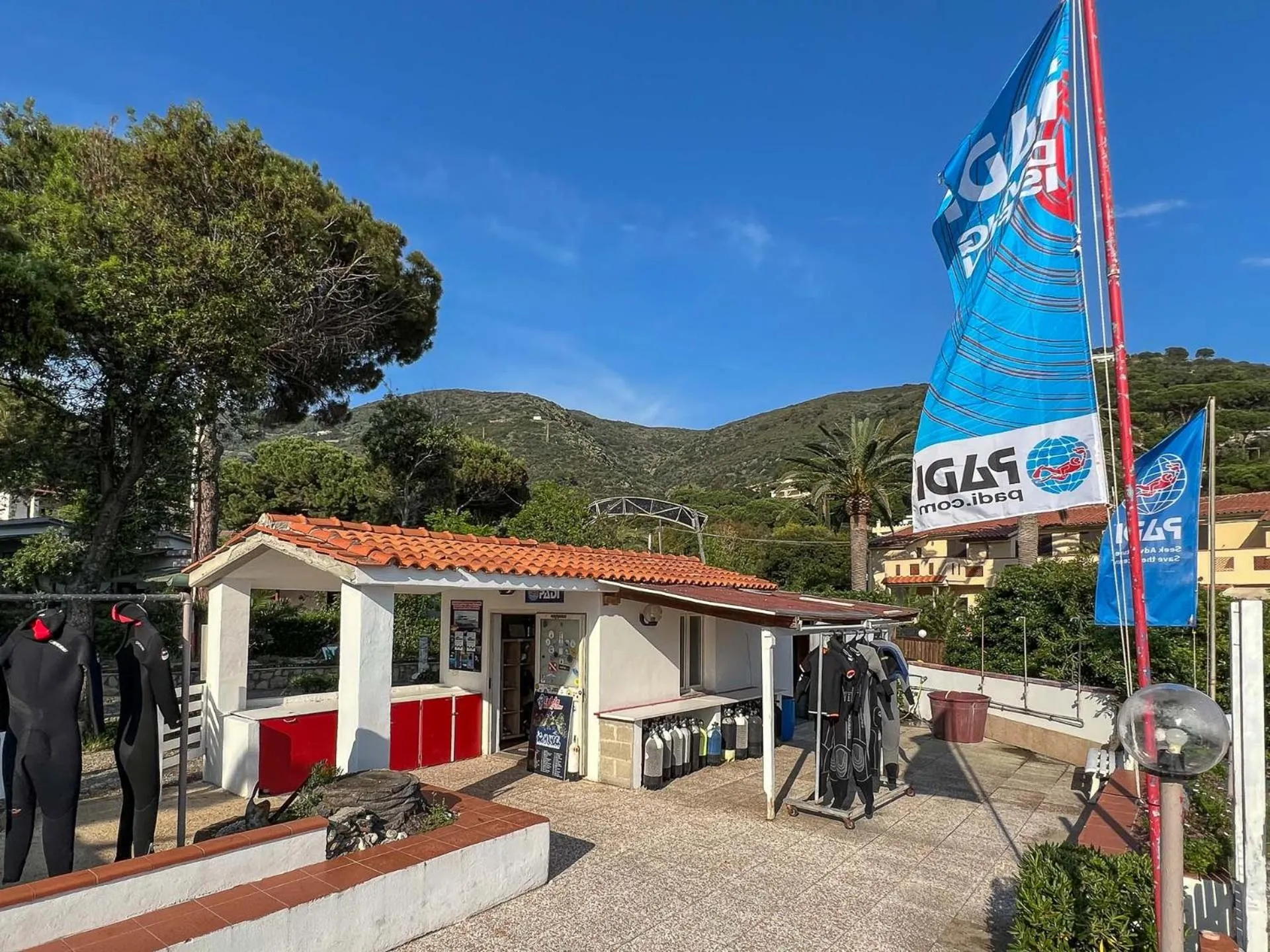 Nearby landmark in Mandel Residence by Mandel Club