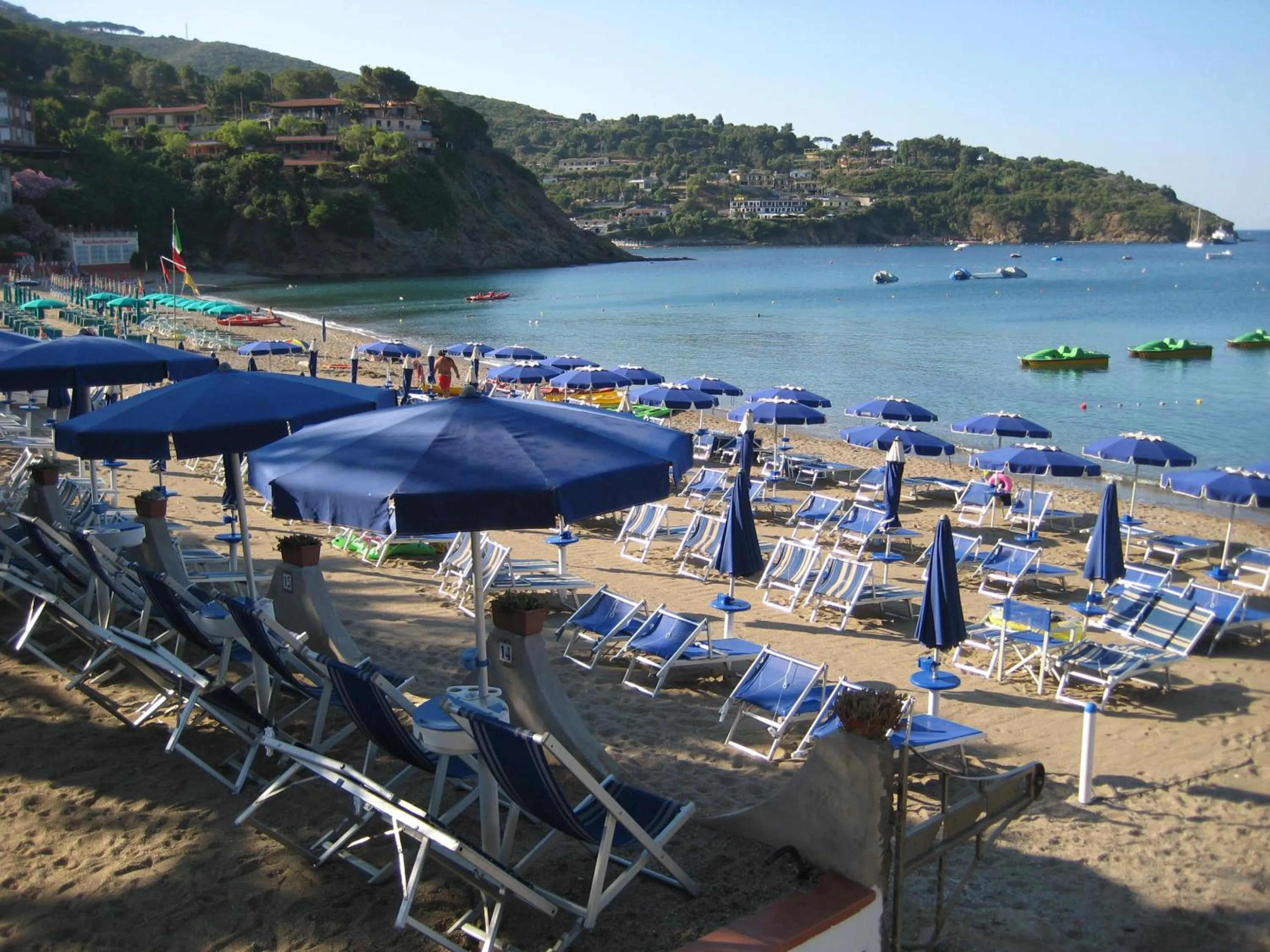 Beach in Mandel Residence by Mandel Club