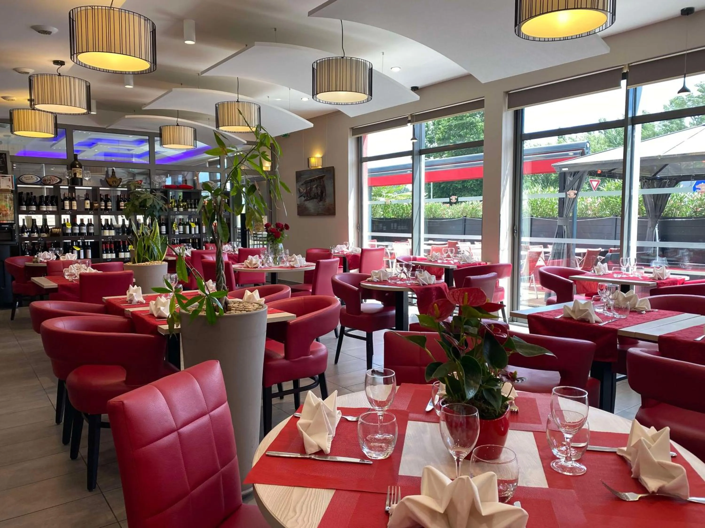 Restaurant/places to eat in Brit Hotel Brive La Gaillarde - Restaurant La Limousine
