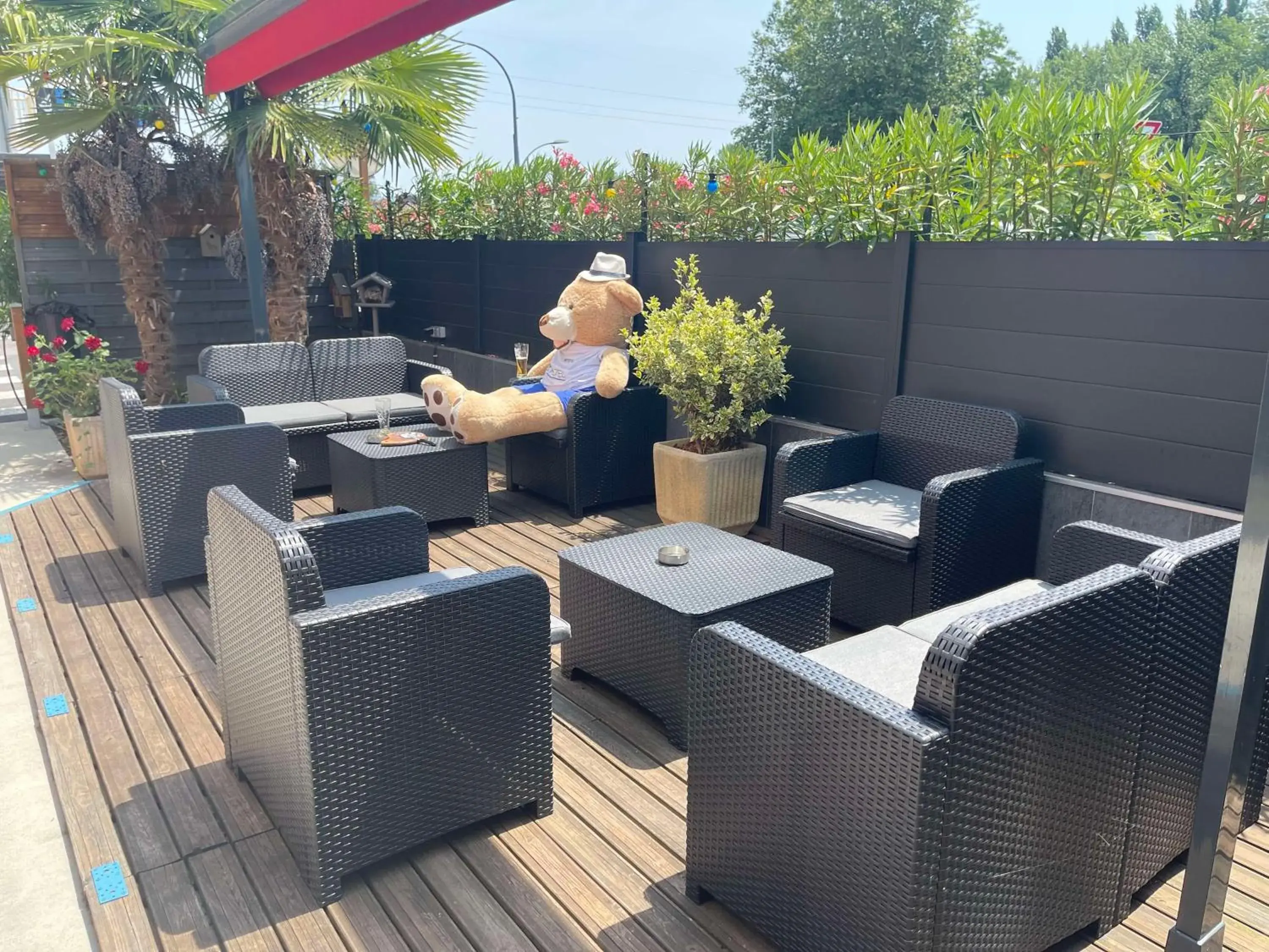 Property building in Brit Hotel Brive La Gaillarde - Restaurant La Limousine Property building in Brit Hotel Brive La Gaillarde - Restaurant La Limousine