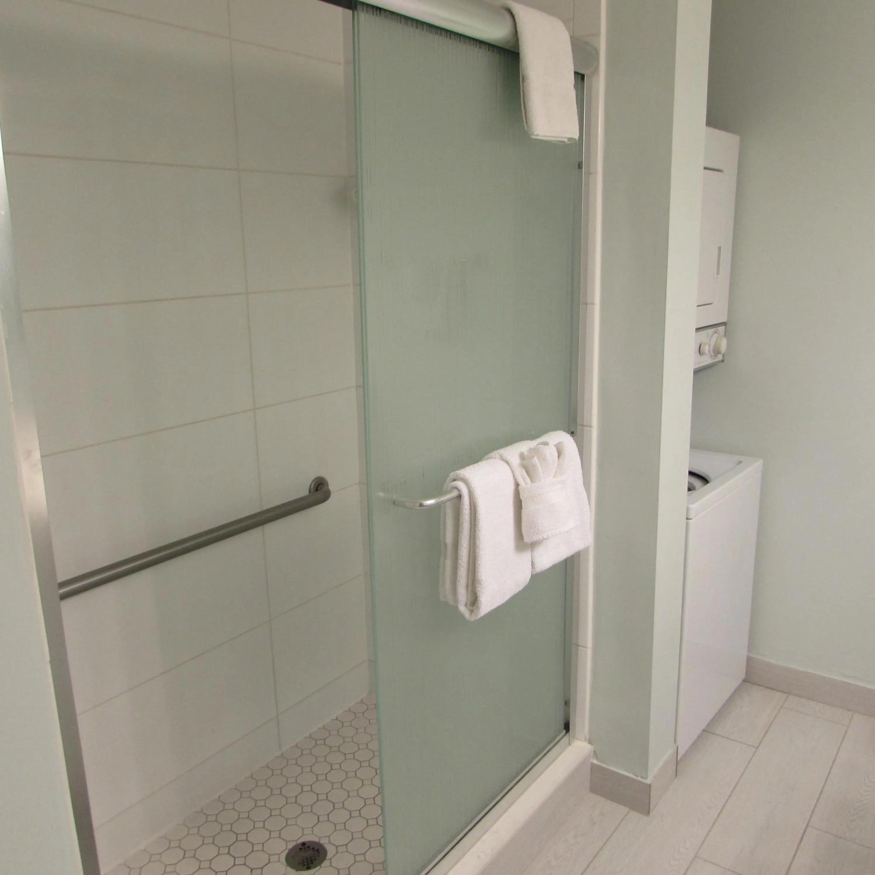 Shower in Edison Beach House