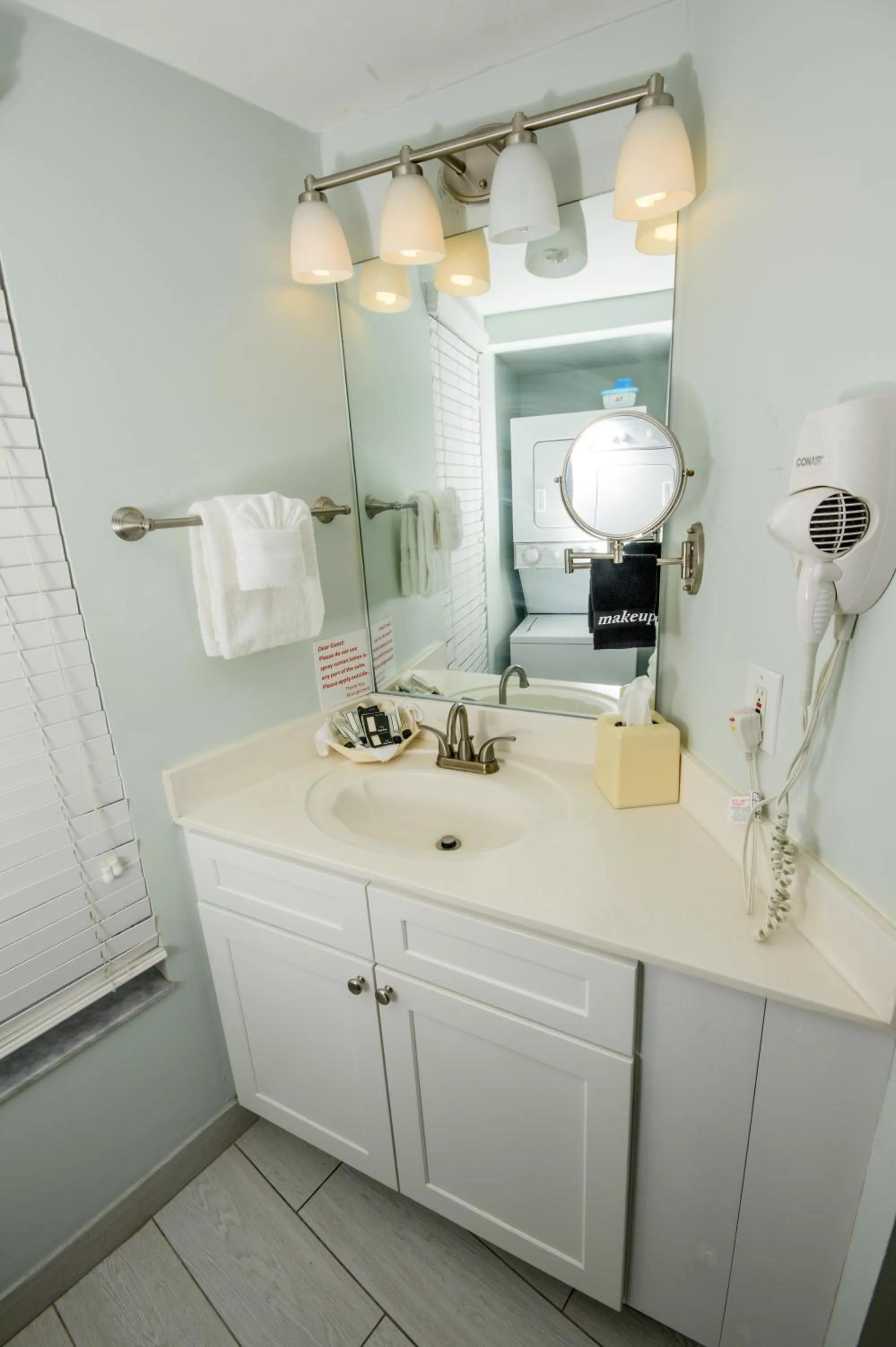 Bathroom in Edison Beach House