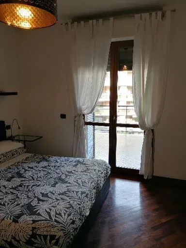 Bed in Leonardo Rome Holidays