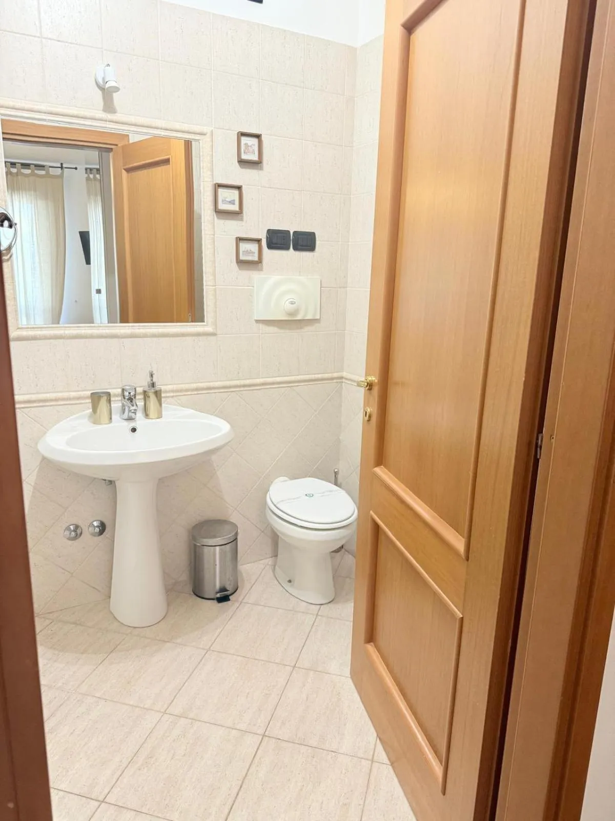 Leonardo Rome Holidays