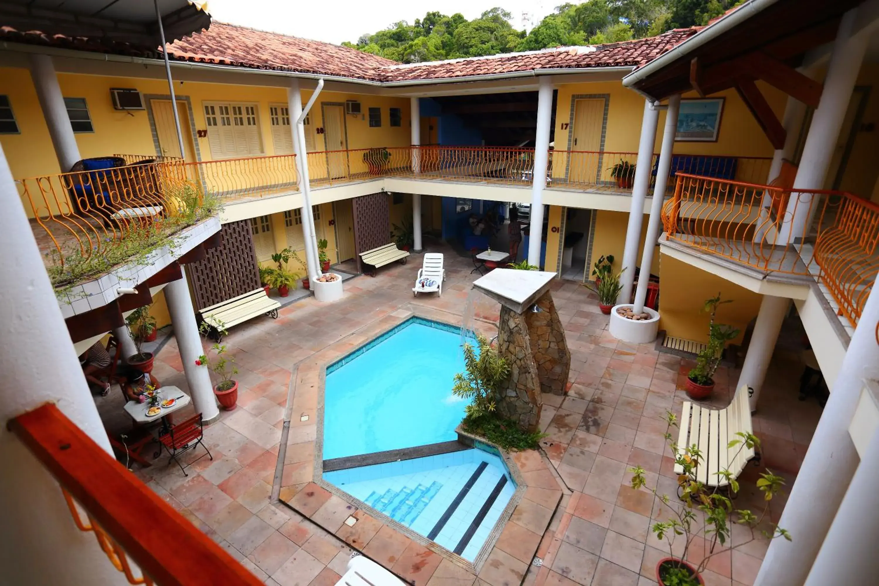 Pool view in Marlim Porto Hotel Pool view in Marlim Porto Hotel