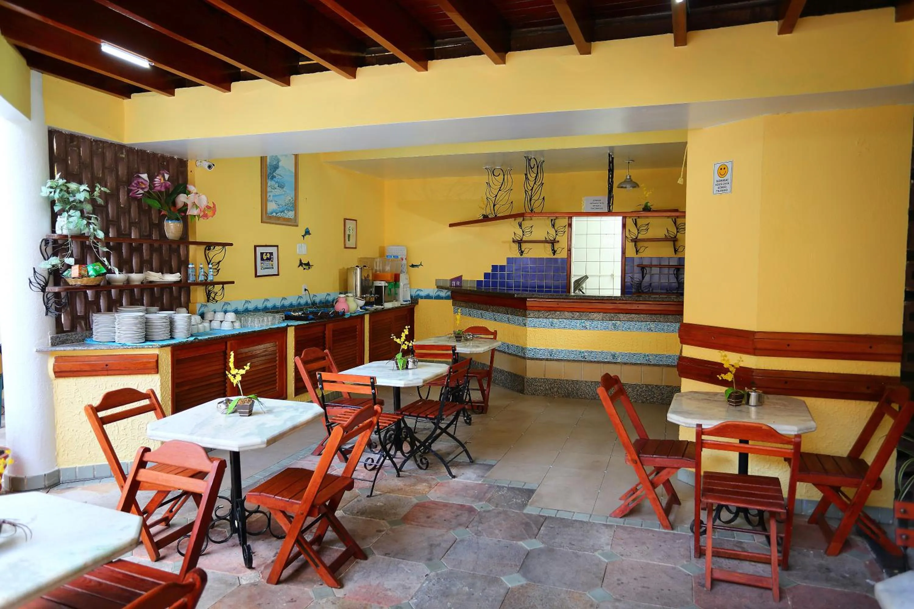 Restaurant/places to eat in Marlim Porto Hotel