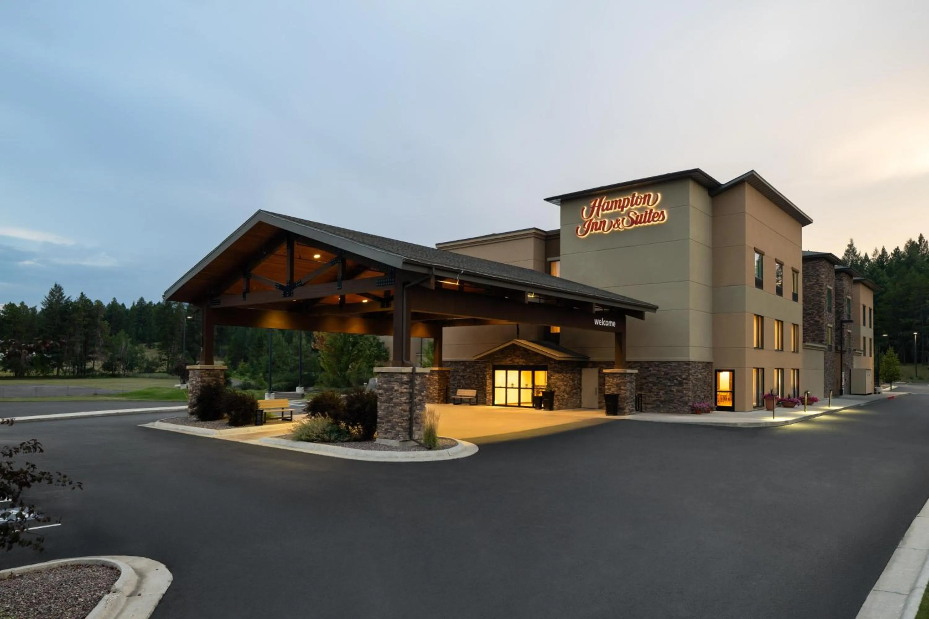 Property building in Hampton Inn & Suites Whitefish