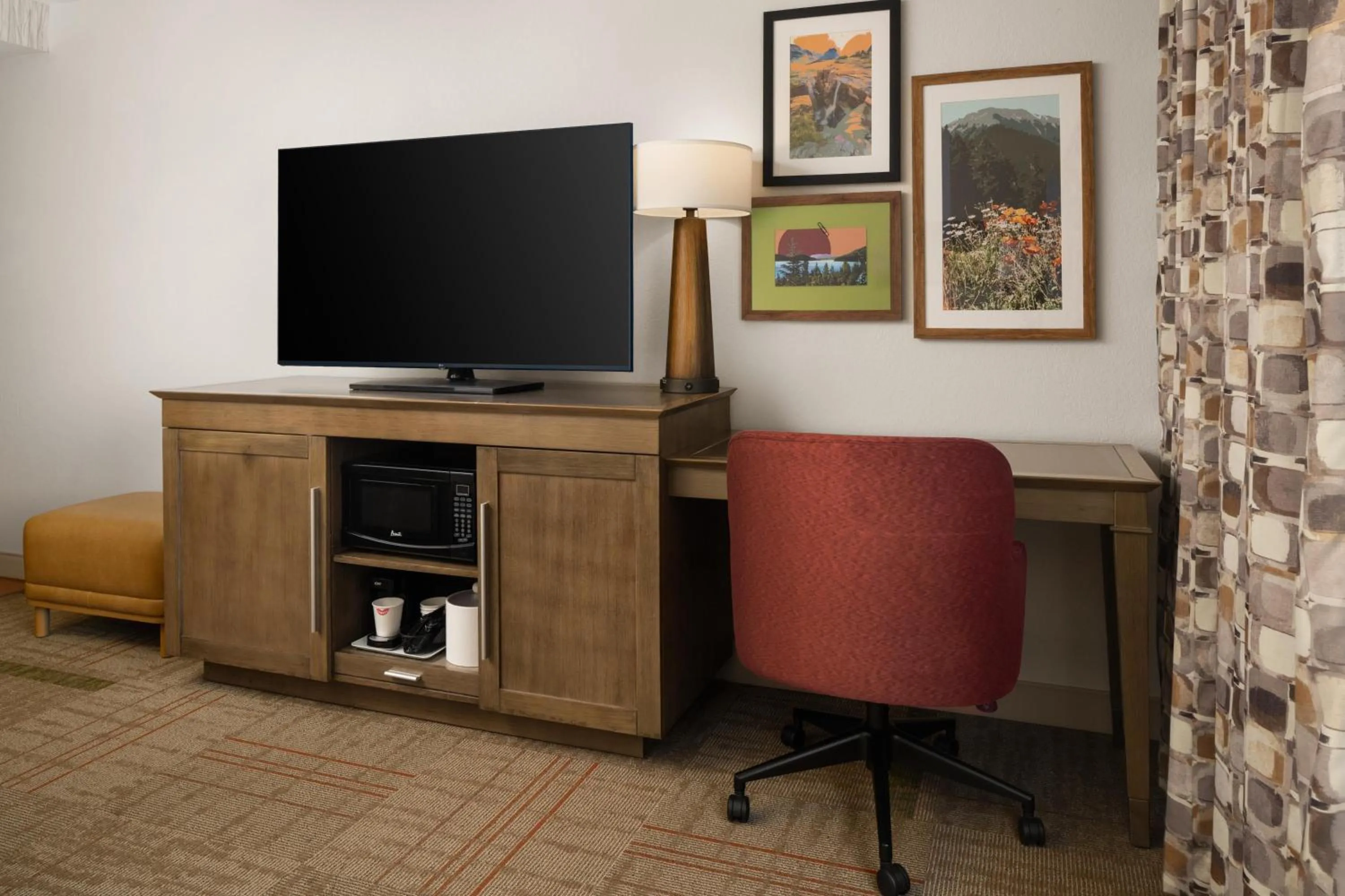 Bedroom in Hampton Inn & Suites Whitefish