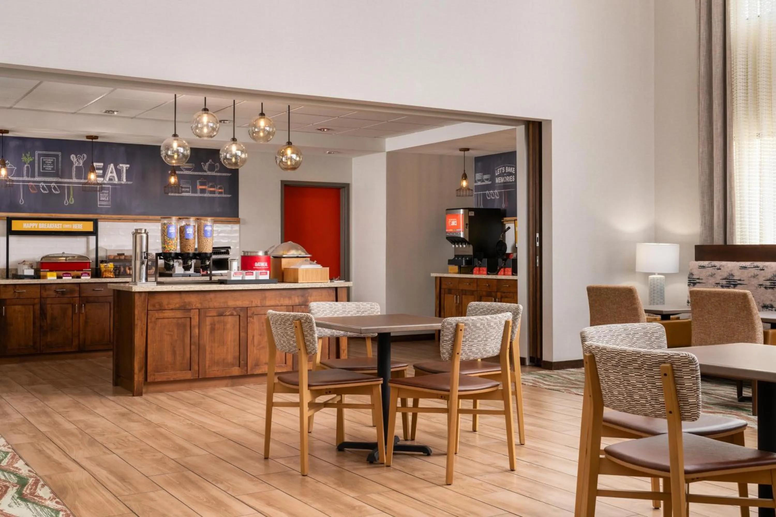 Breakfast in Hampton Inn & Suites Whitefish