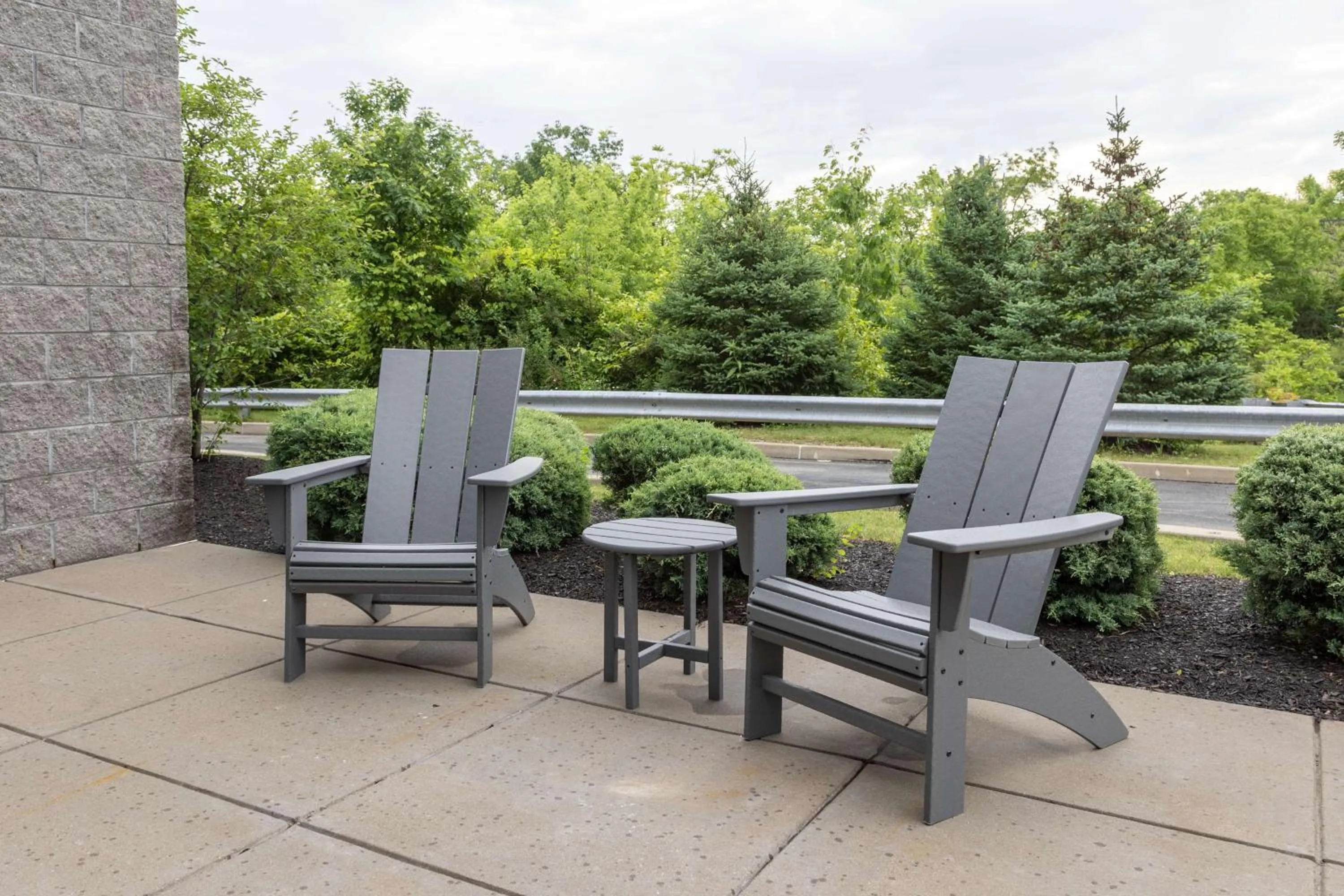 Patio in Hampton Inn & Suites North Huntingdon-Irwin, PA