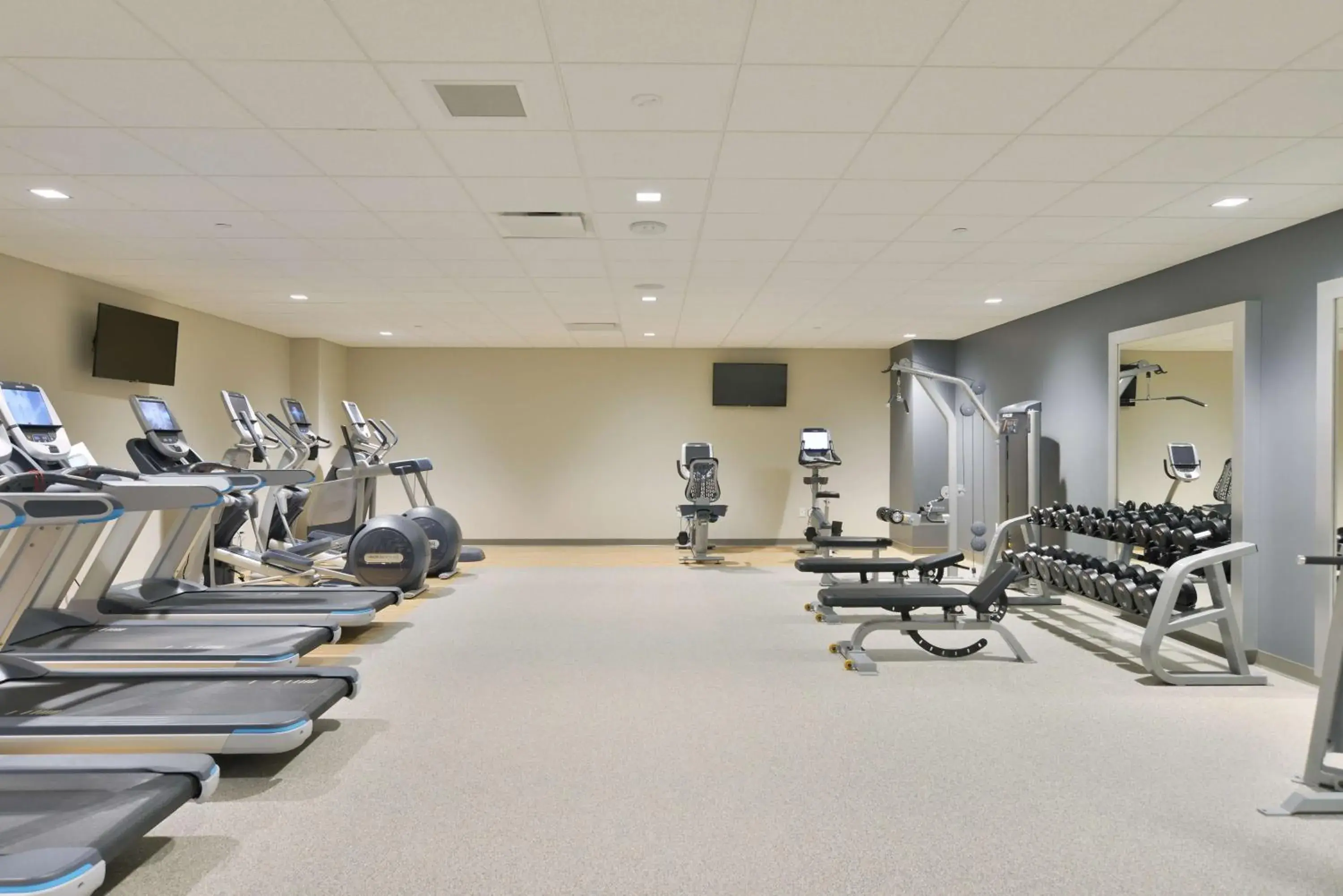 Fitness centre/facilities in The Lismore Hotel Eau Claire - a DoubleTree by Hilton Fitness centre/facilities in The Lismore Hotel Eau Claire - a DoubleTree by Hilton