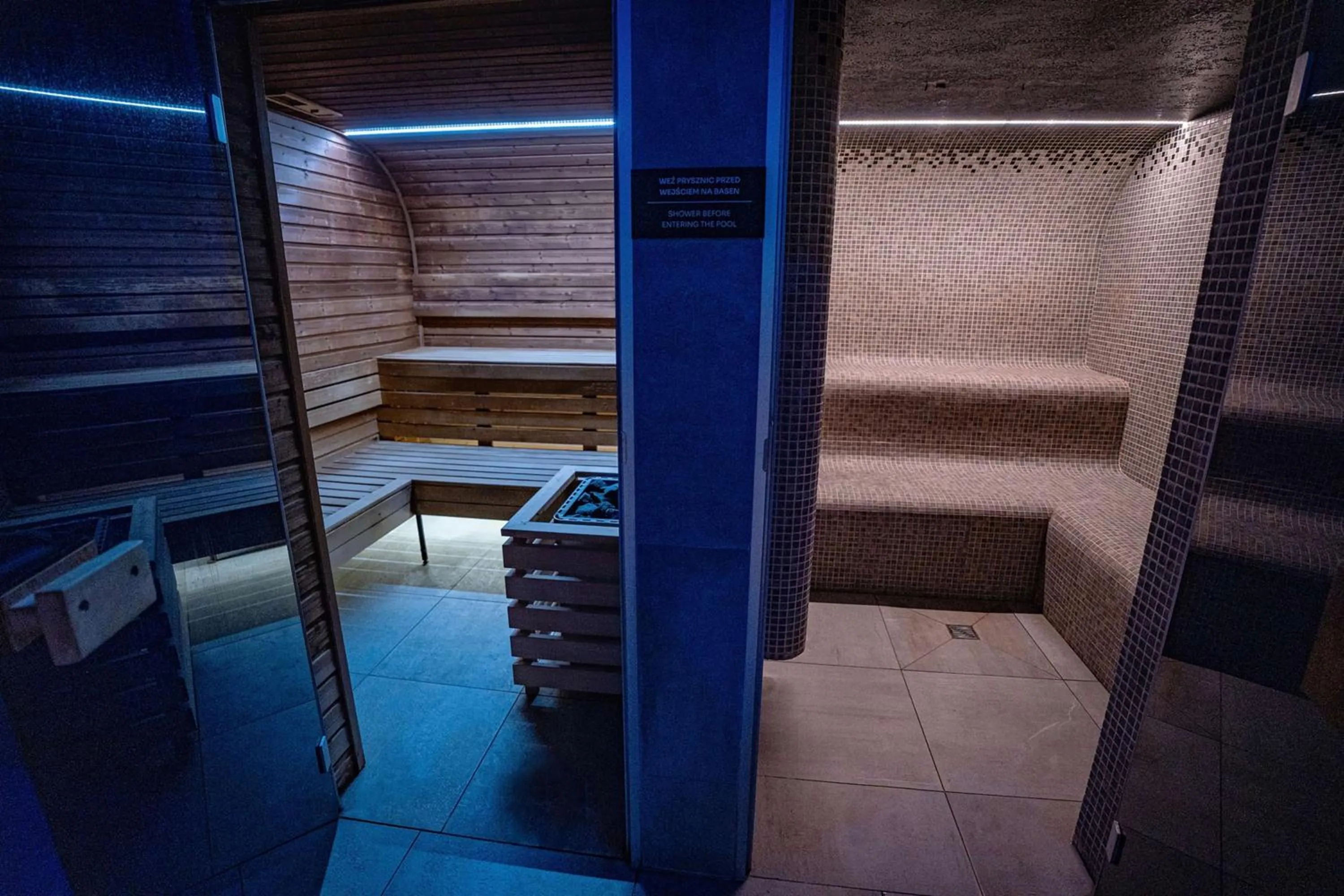 Fitness centre/facilities in DoubleTree by Hilton Wroclaw