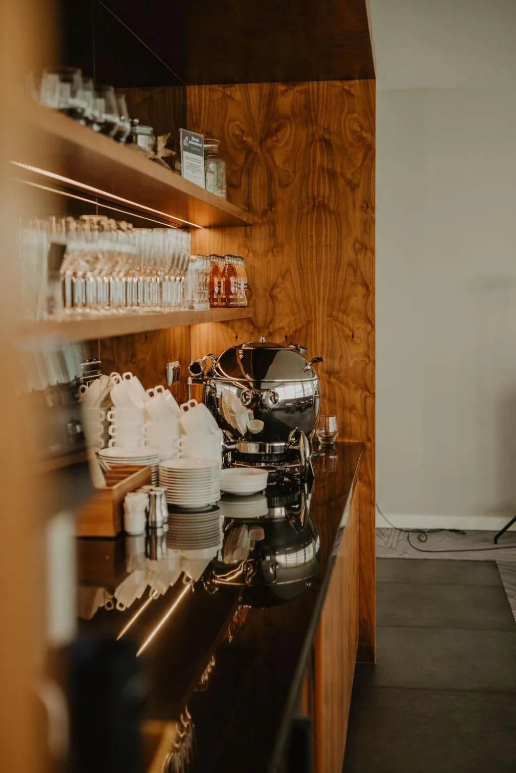 Lounge or bar in DoubleTree by Hilton Wroclaw