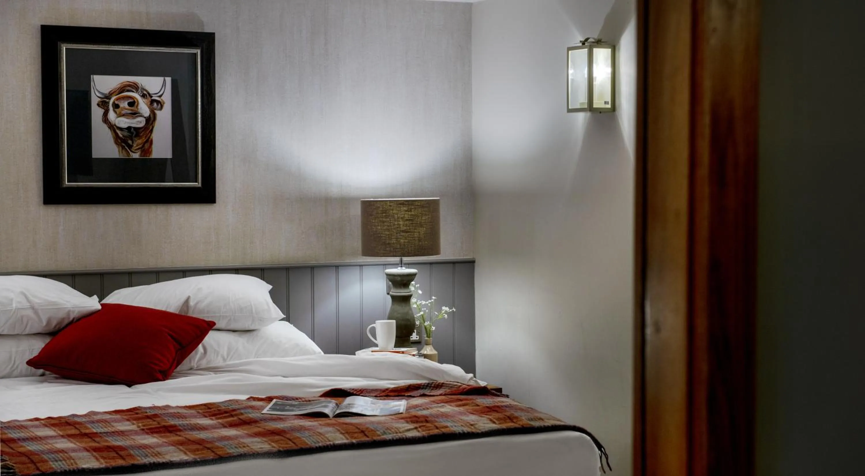 Bedroom, Bed in The Lister Arms