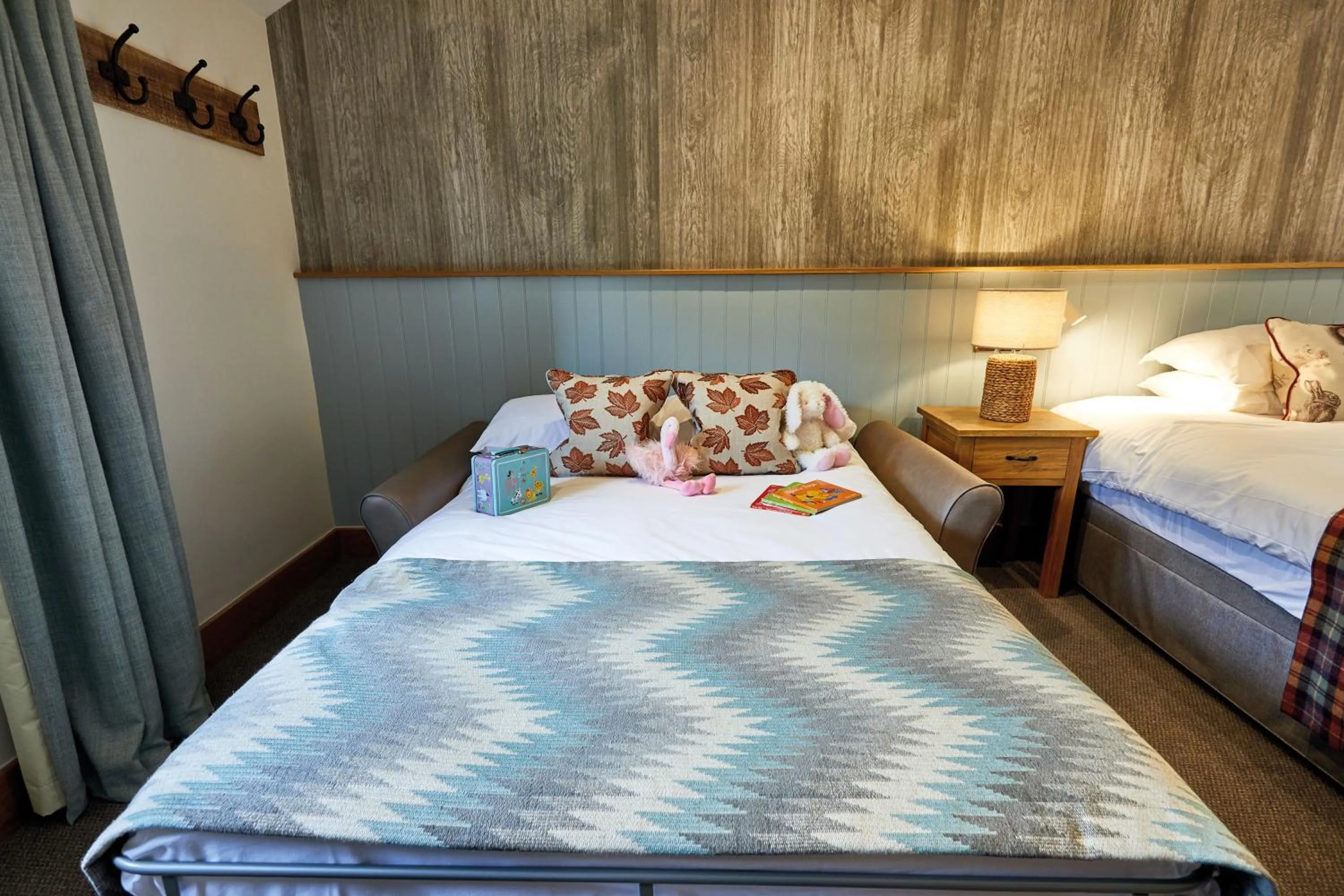 Bedroom, Bed in The Lister Arms