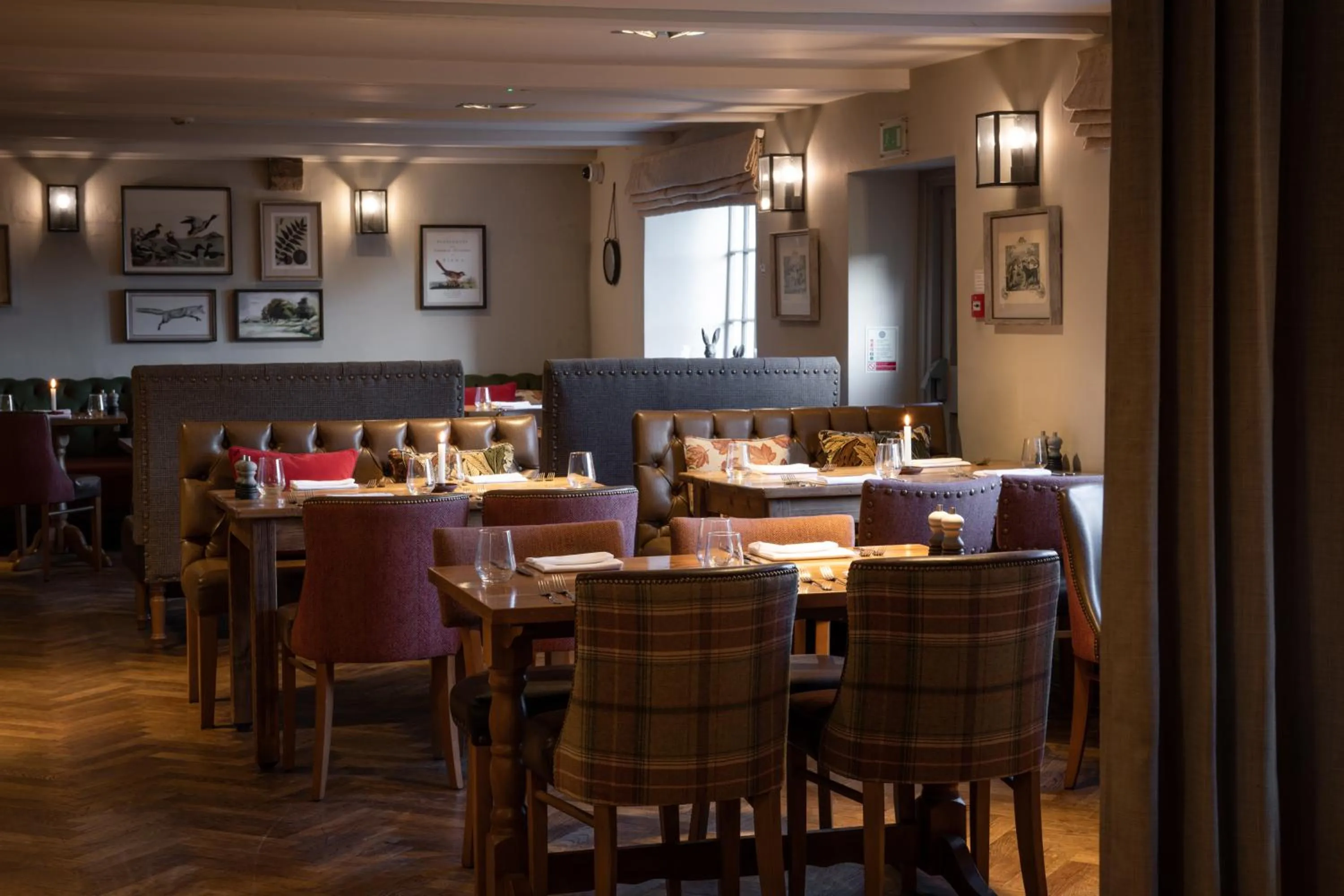 Restaurant/places to eat in The Lister Arms