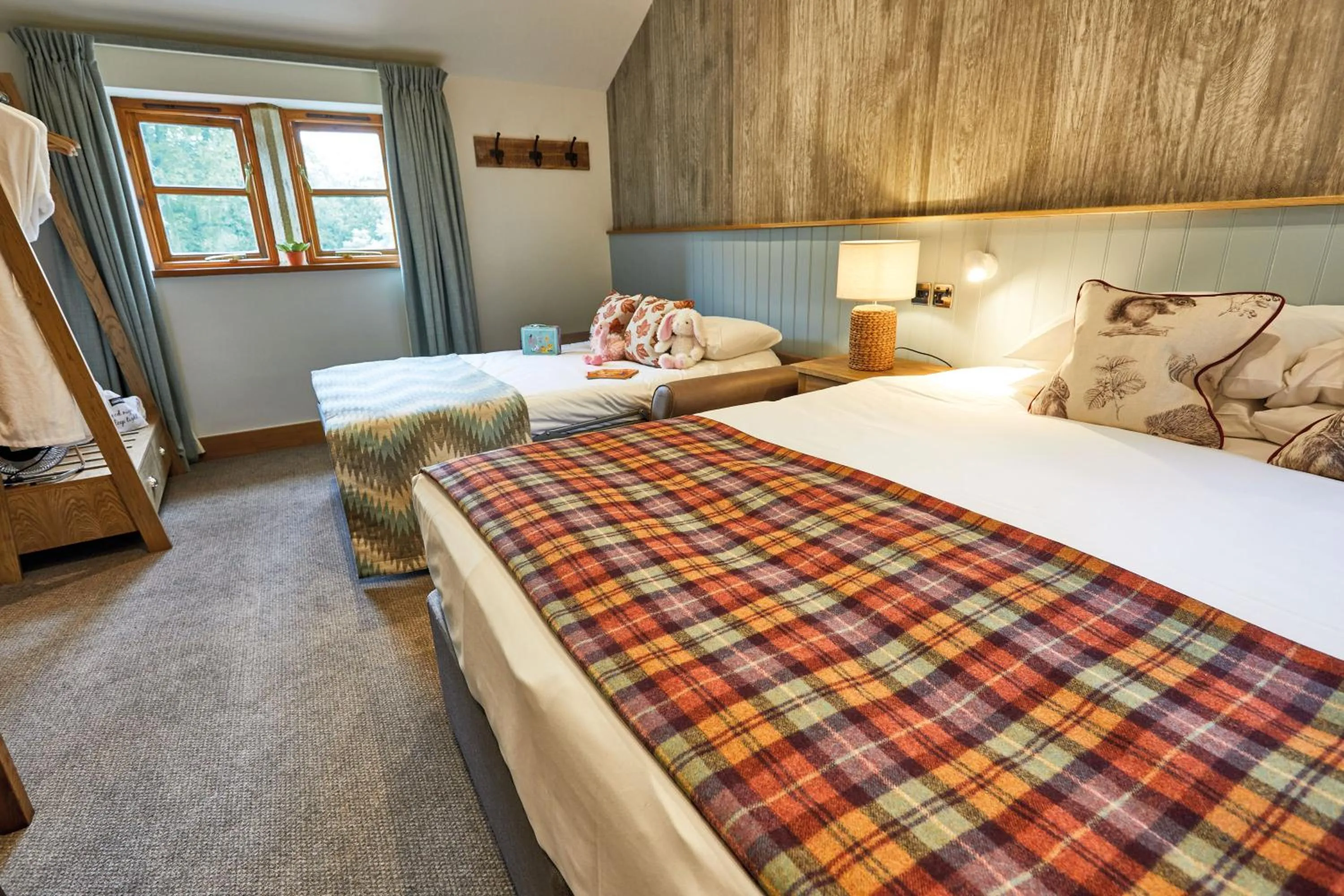 Bedroom, Bed in The Lister Arms