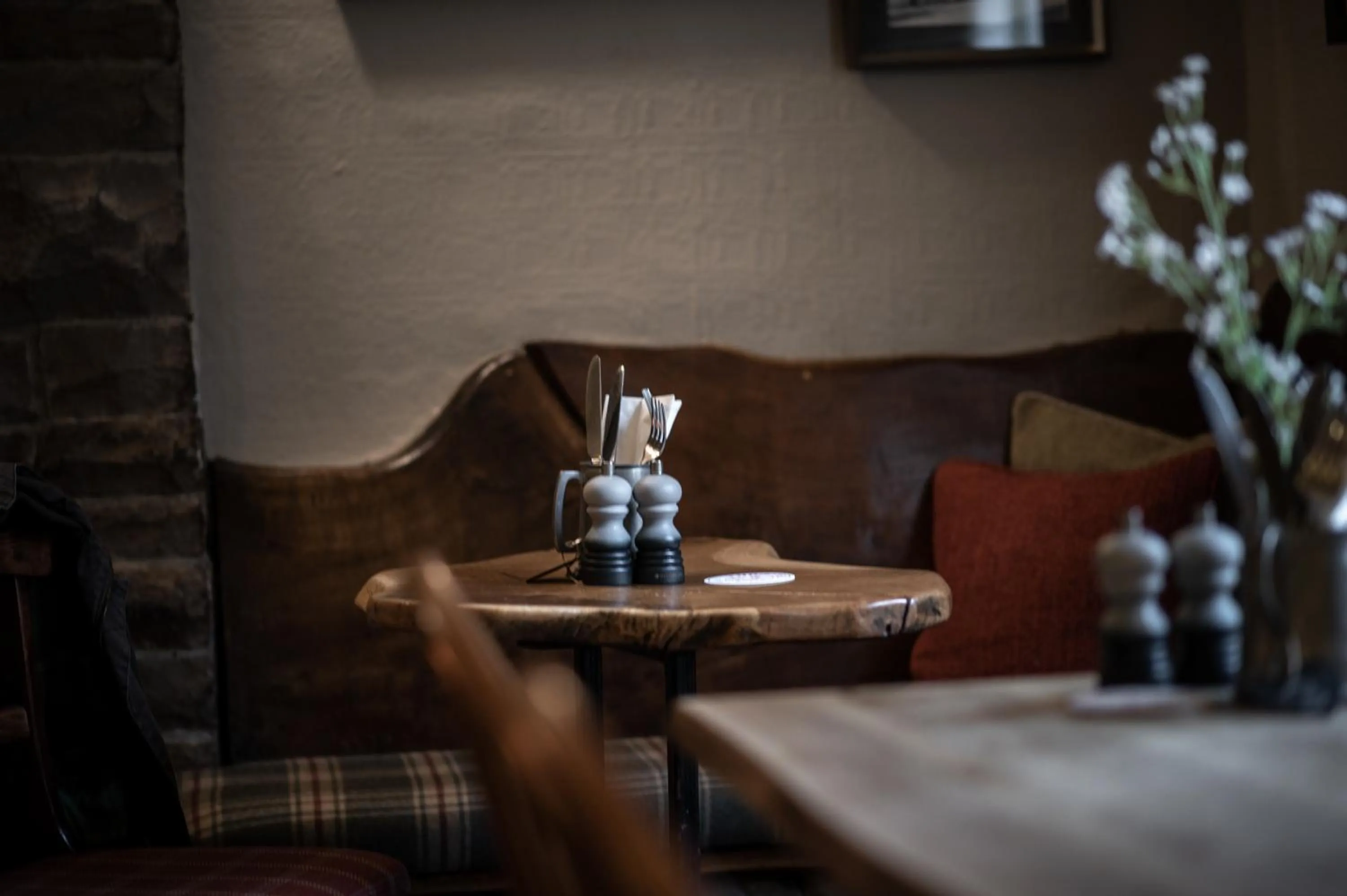 Lounge or bar in The Lister Arms