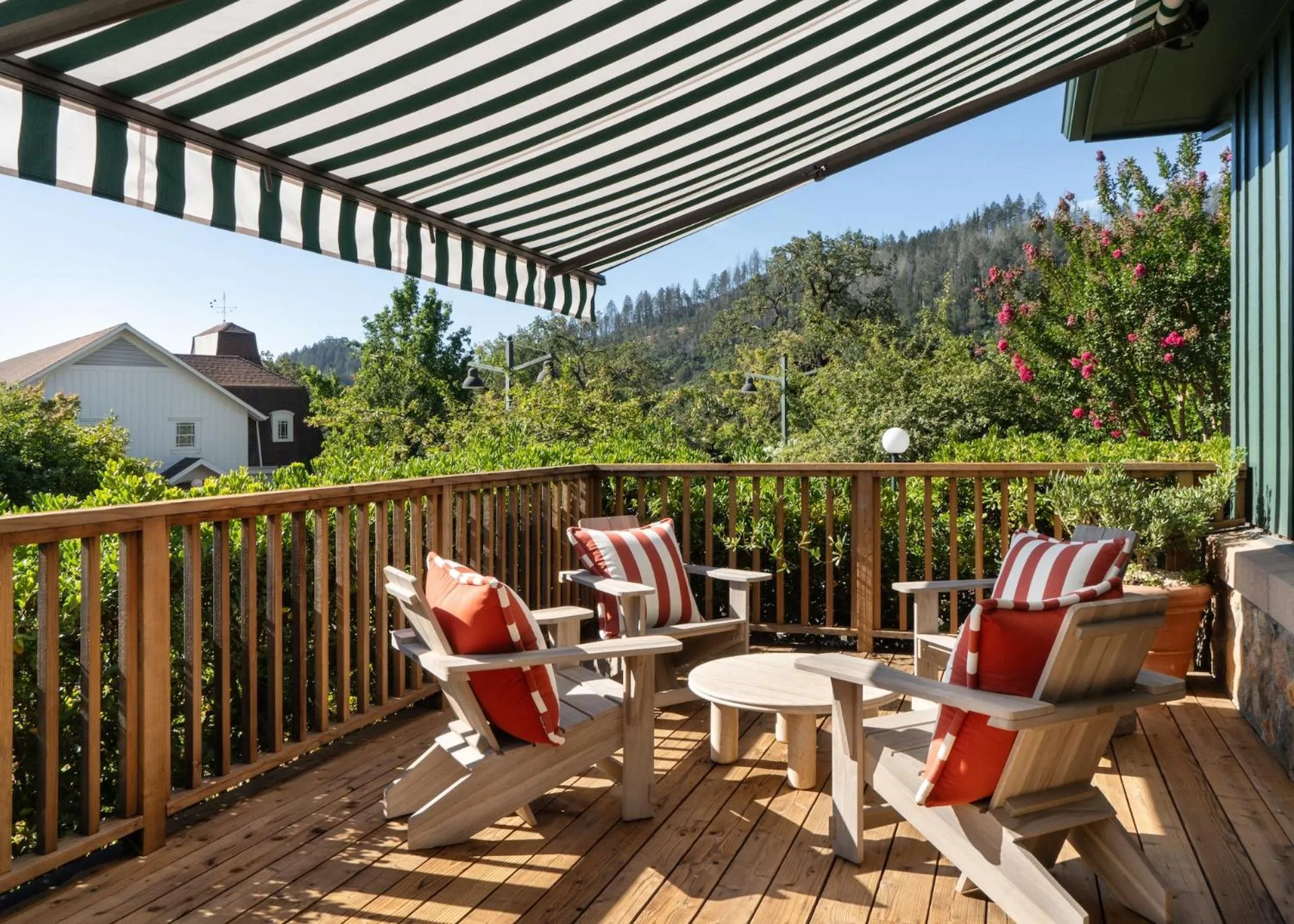 Le Petit Pali St Helena