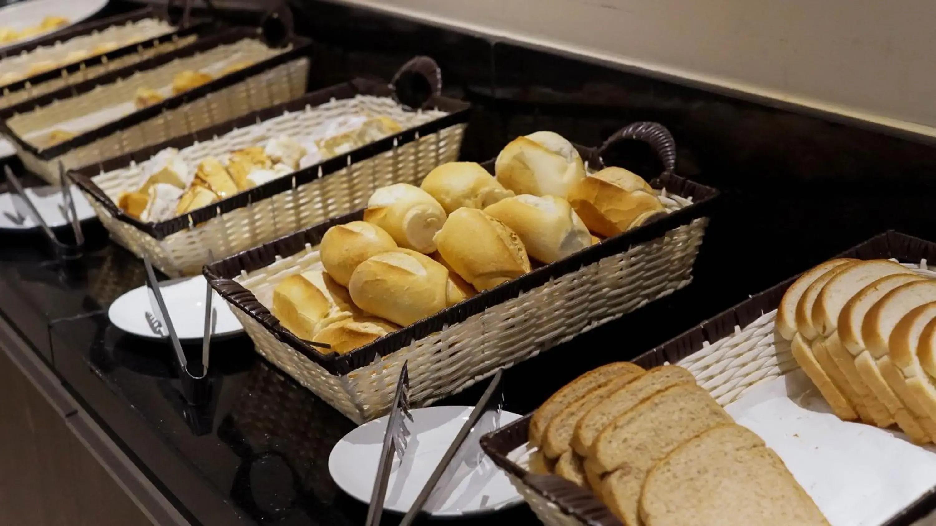 Restaurant/places to eat in Ibiza Plaza Hotel Restaurant/places to eat in Ibiza Plaza Hotel