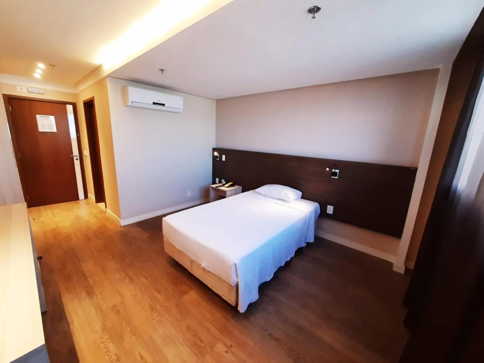 Bed in Ibiza Plaza Hotel