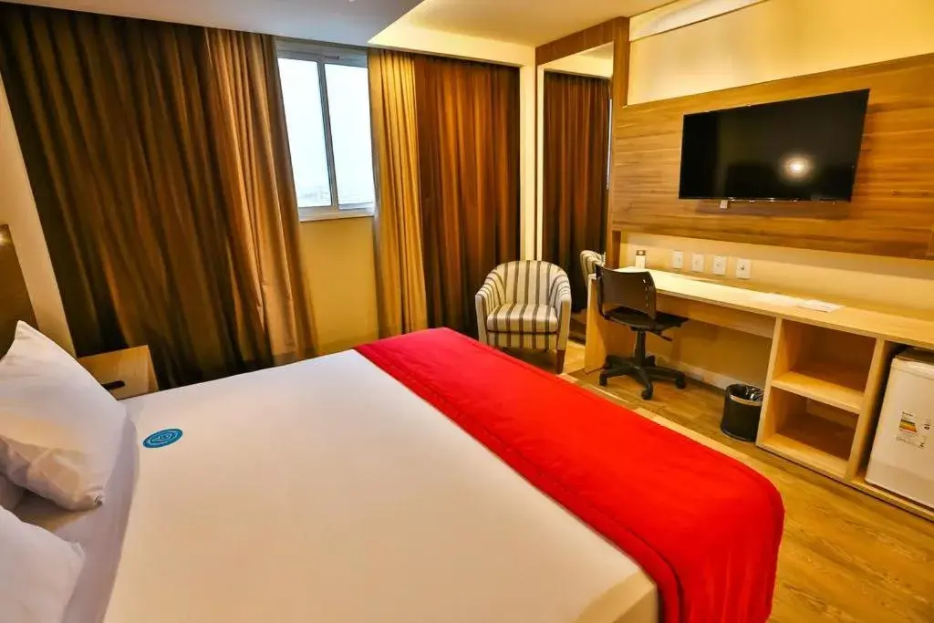 Bed in Ibiza Plaza Hotel Bed in Ibiza Plaza Hotel