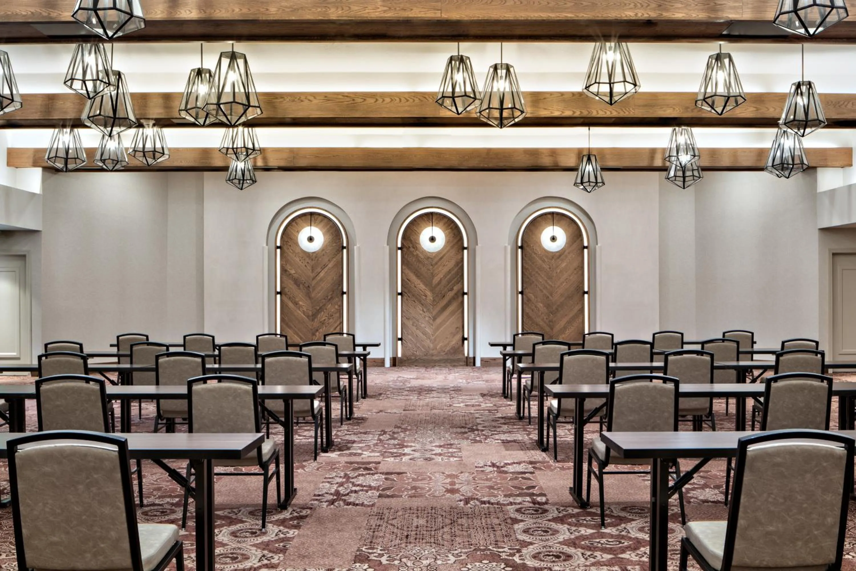 Banquet/Function facilities in Chaminade Resort & Spa