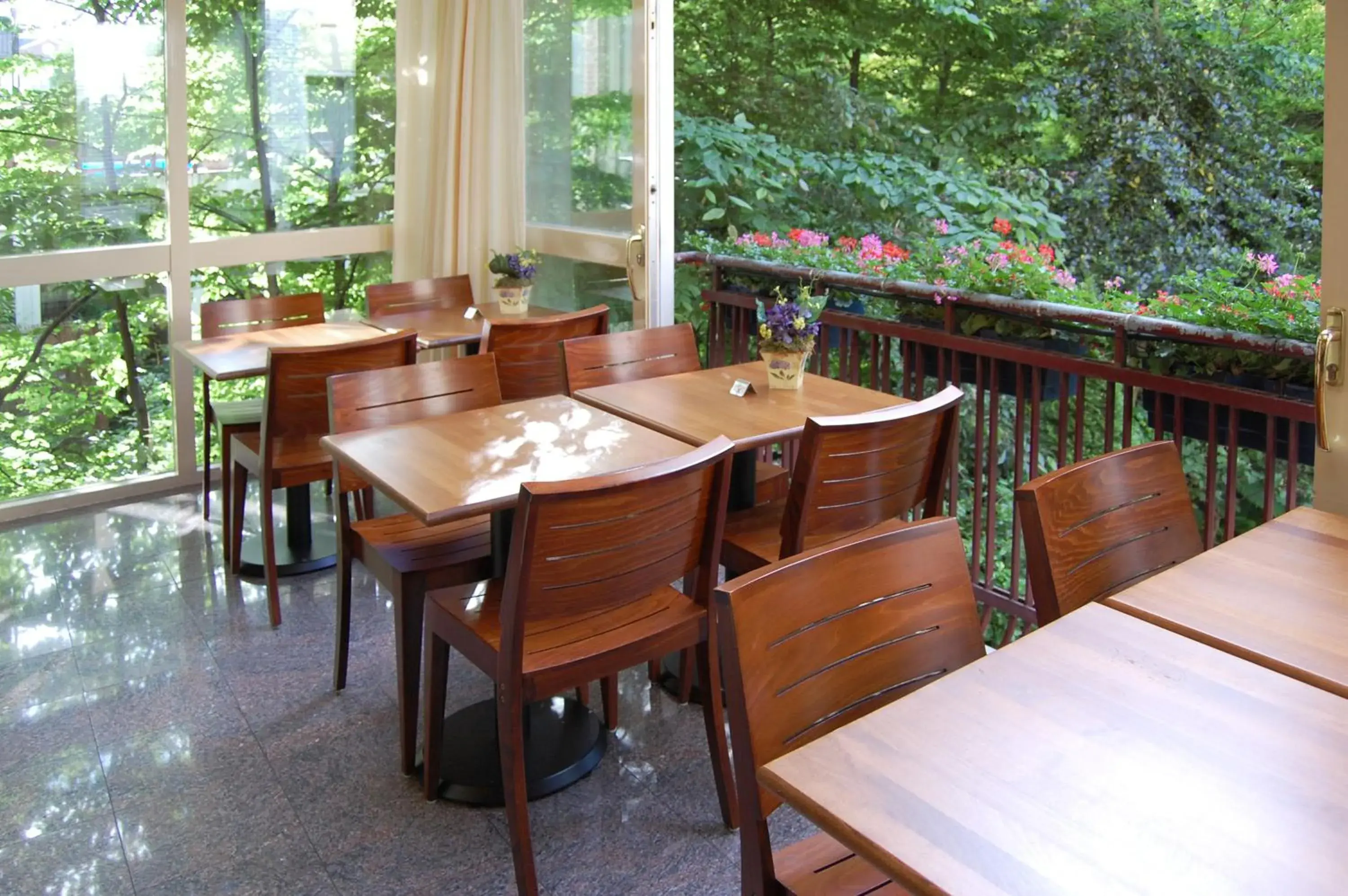 Restaurant/places to eat in Prinsenhotel Restaurant/places to eat in Prinsenhotel