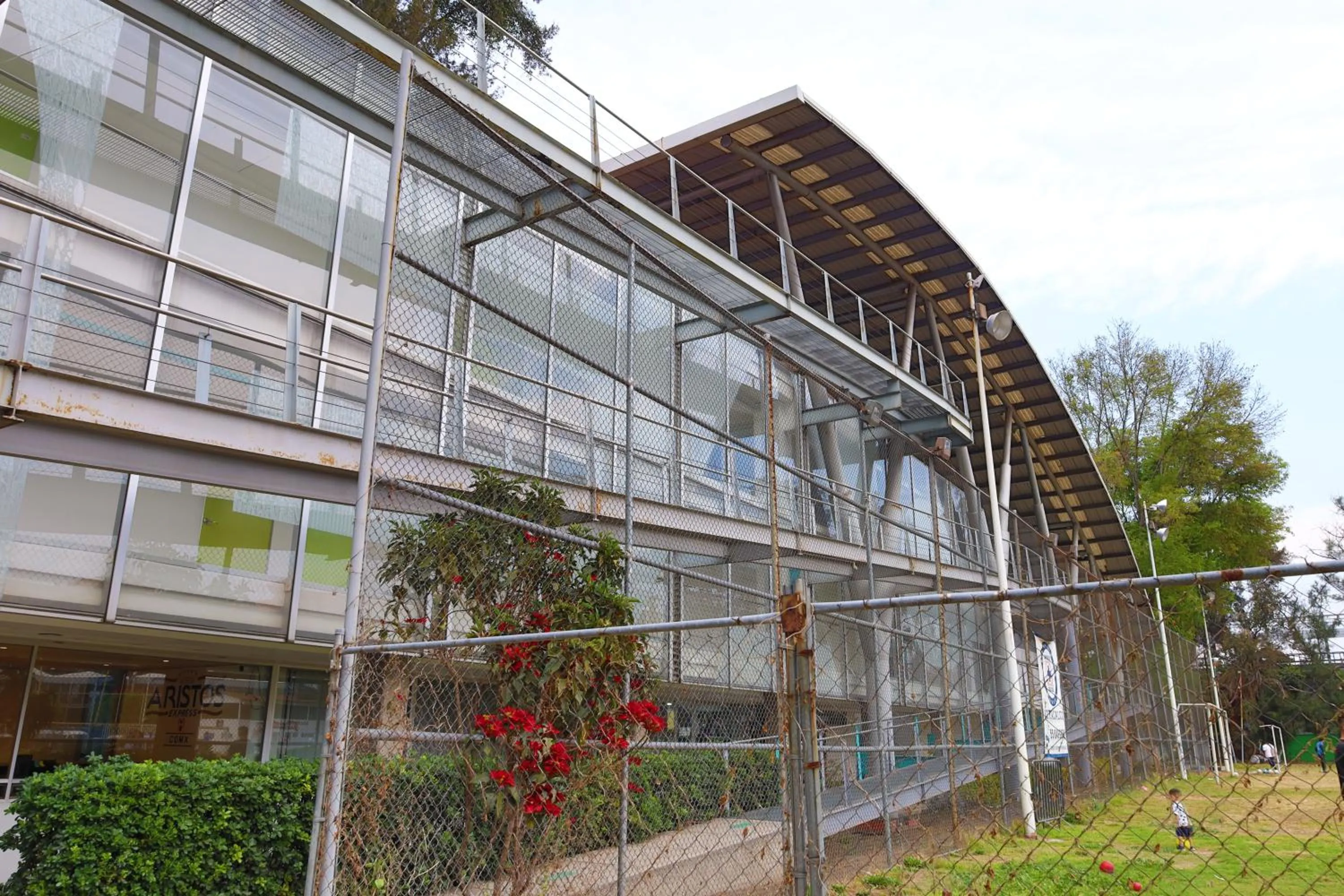 Property building in Aristos Express CDMX