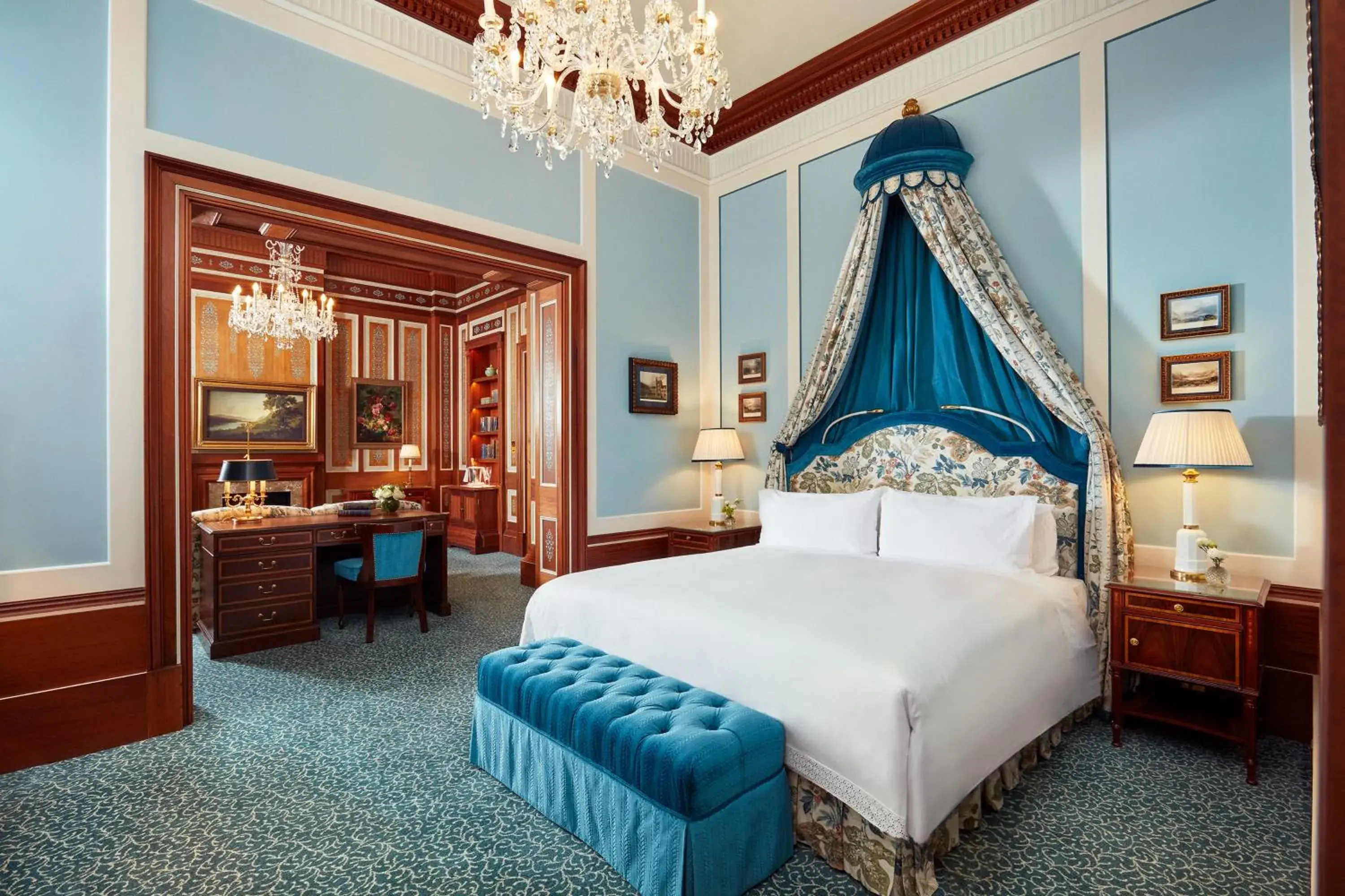 Bed in The Lanesborough, Oetker Hotels Bed in The Lanesborough, Oetker Hotels