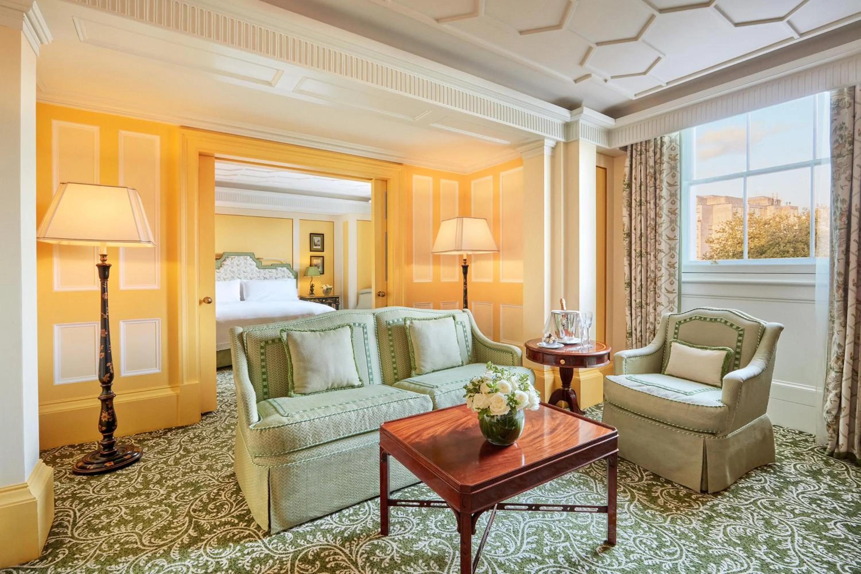 Bed in The Lanesborough, Oetker Hotels