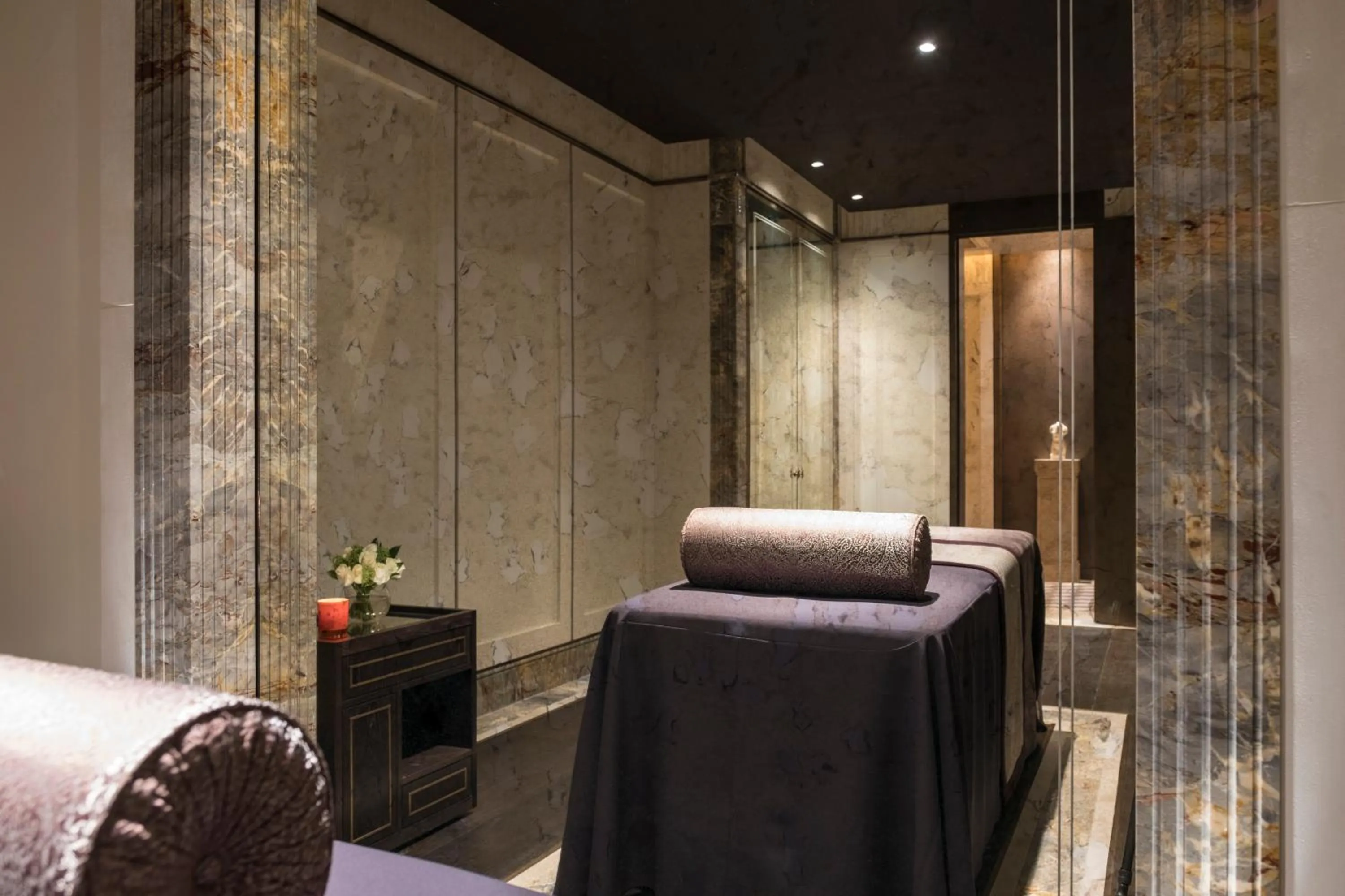 Massage in The Lanesborough, Oetker Hotels
