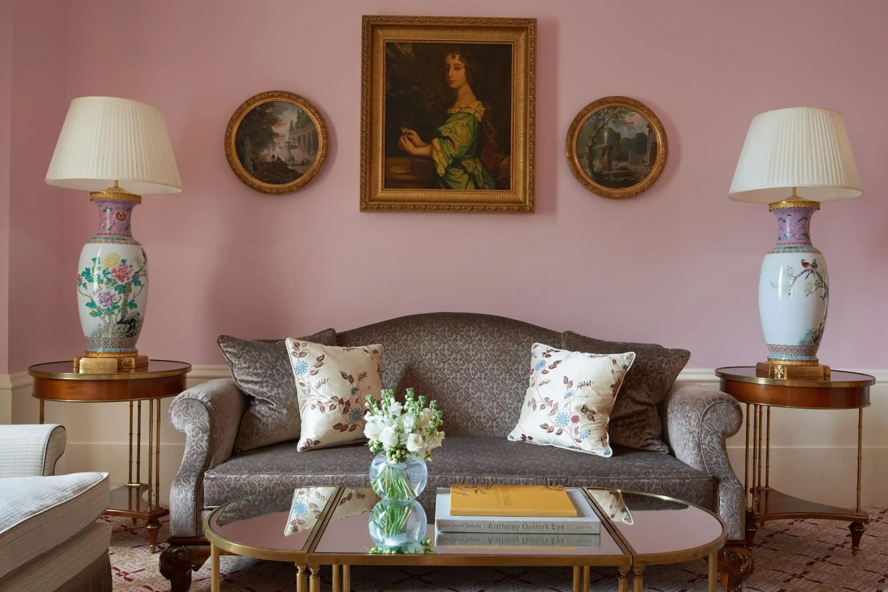 Living room in The Lanesborough, Oetker Hotels Living room in The Lanesborough, Oetker Hotels