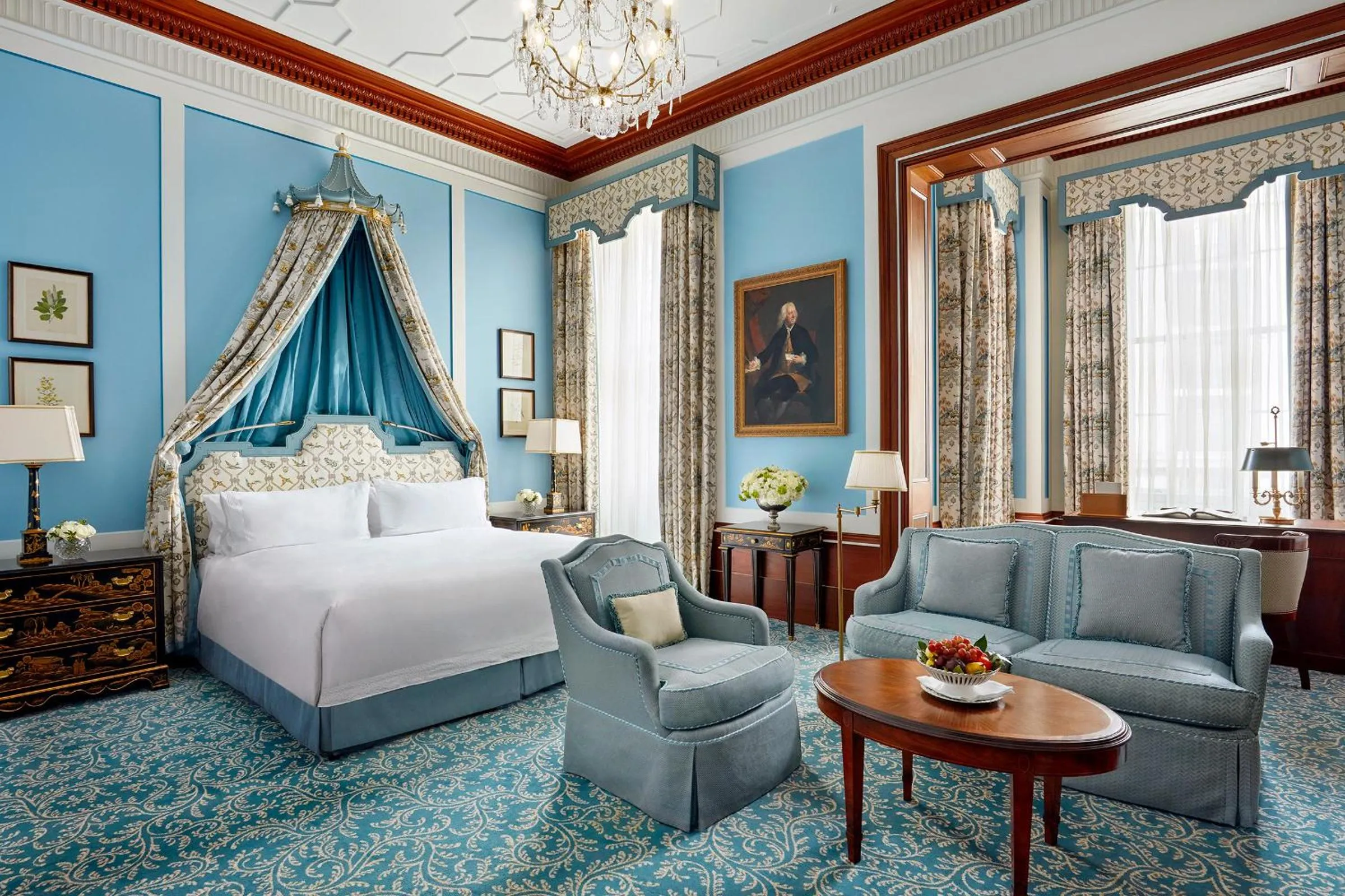 Bed in The Lanesborough, Oetker Hotels