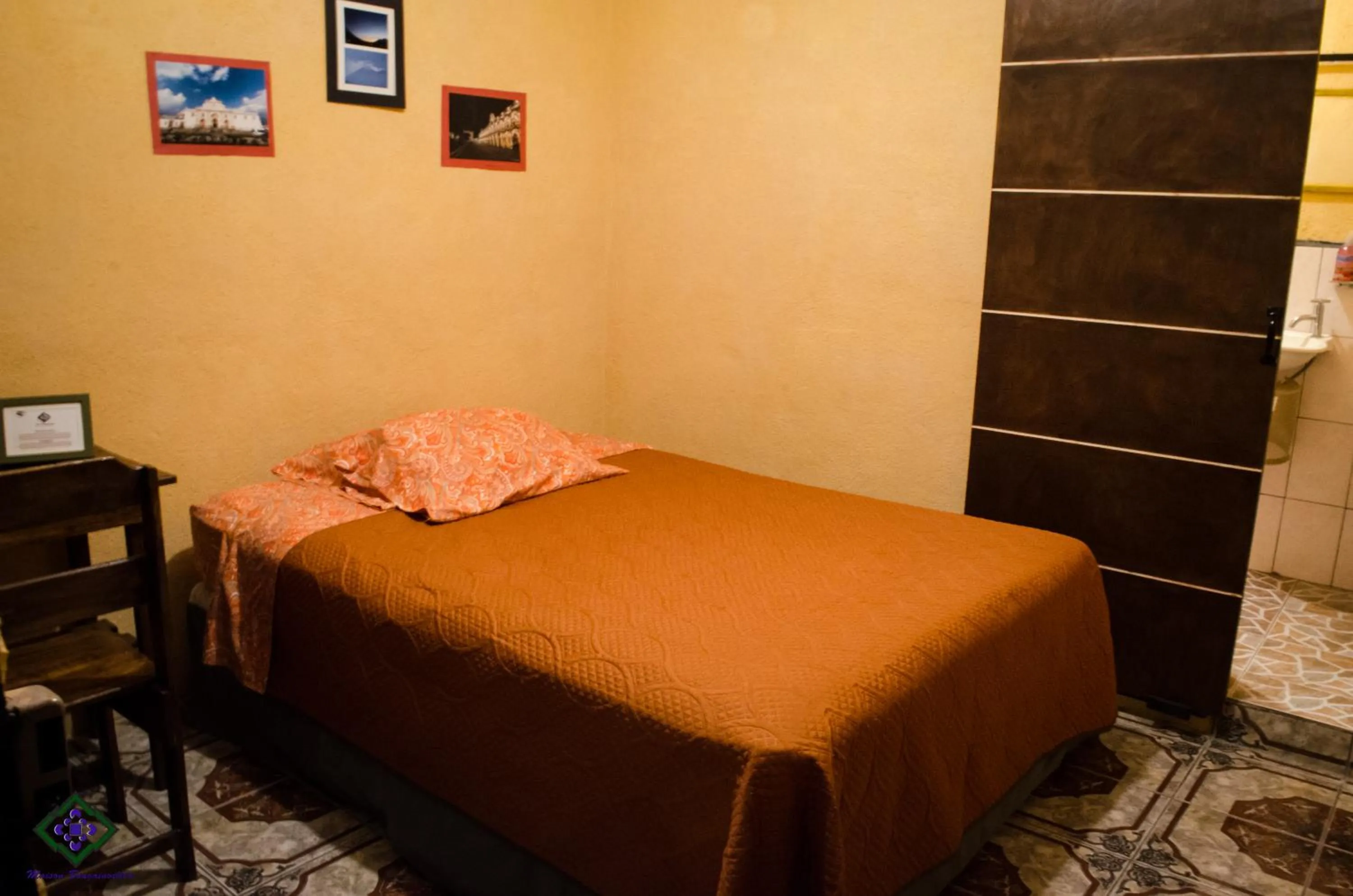 Double Room in Maison Bougainvillea