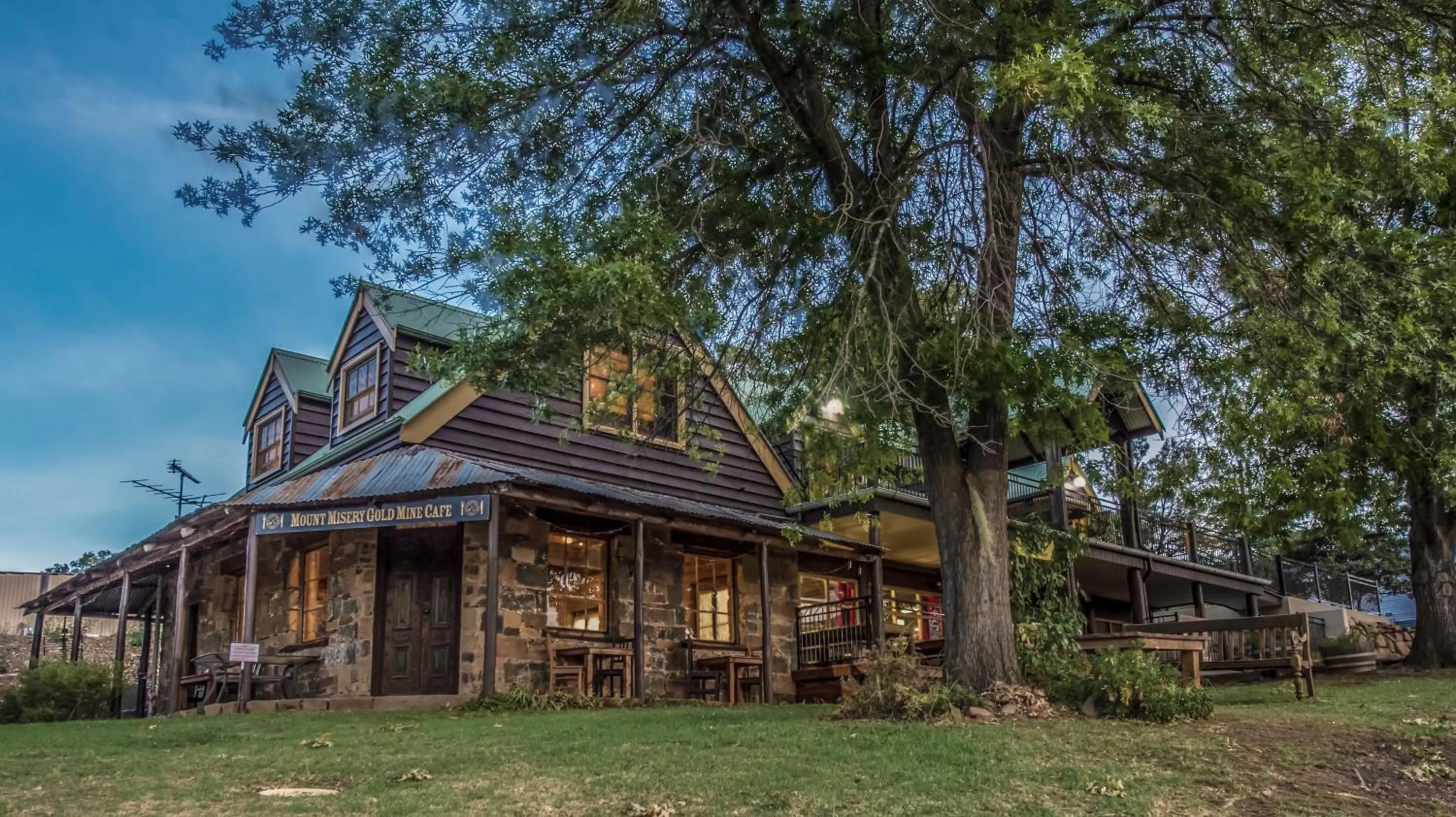 Facade/entrance in Gold Mine Guest House and Cafe